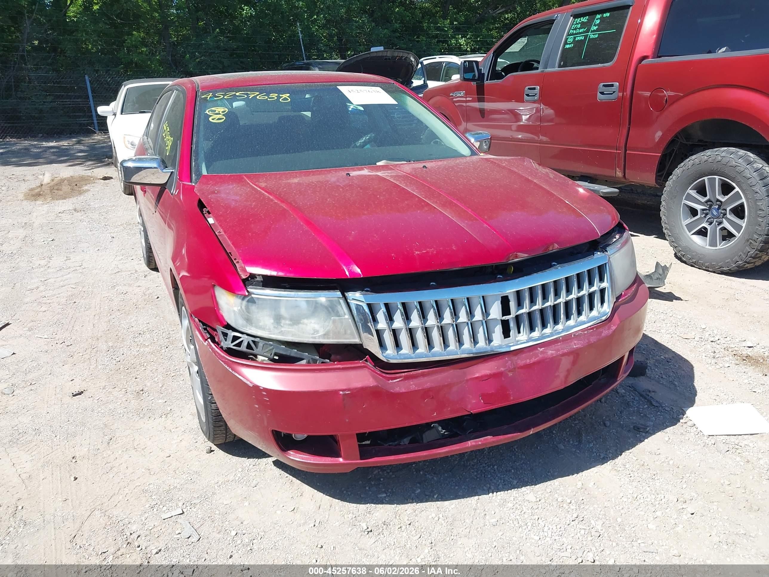 2008 Lincoln Mkz   Red vin: 3LNHM28TX8R608164