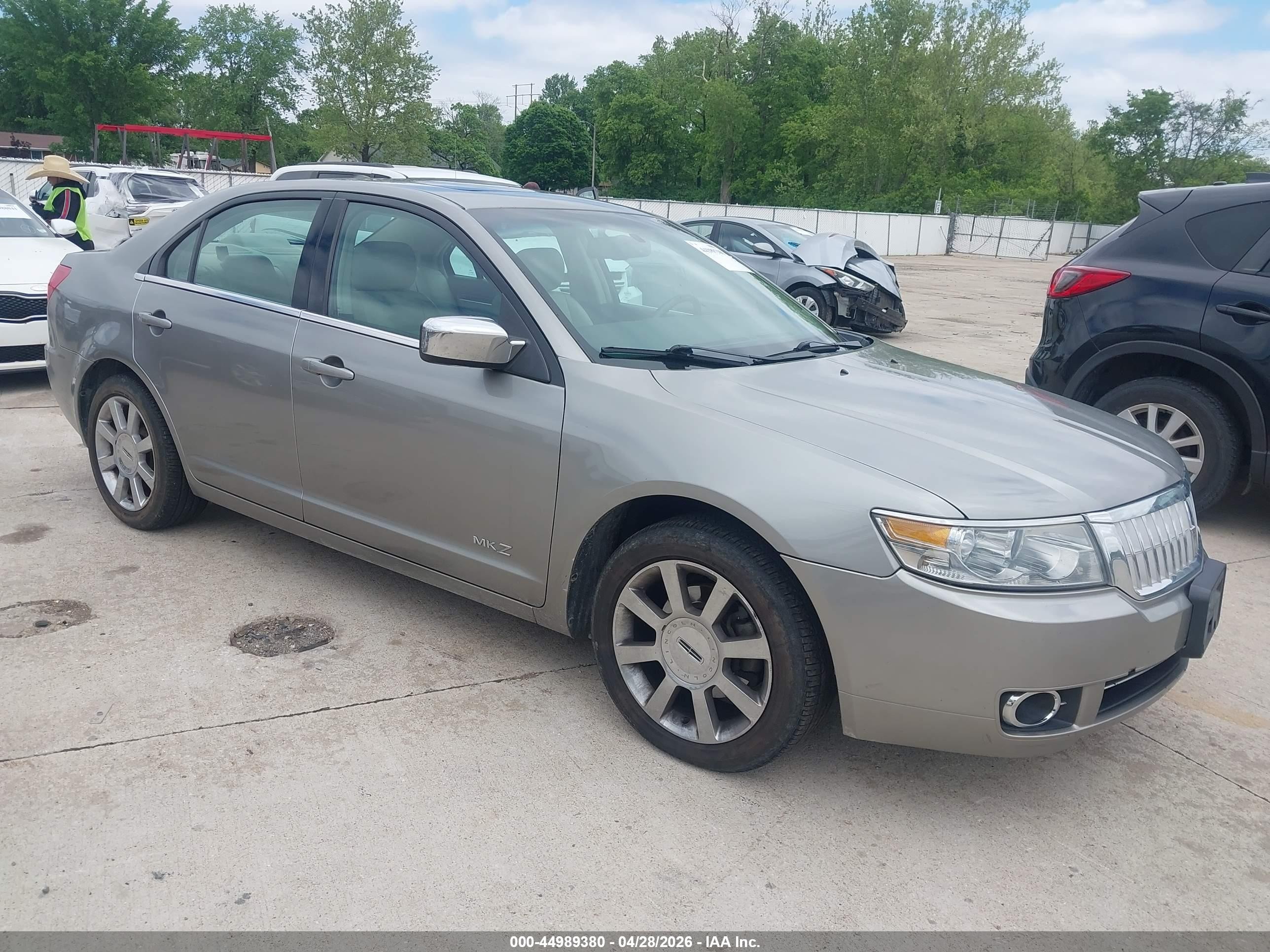 3LNHM28TX8R629161