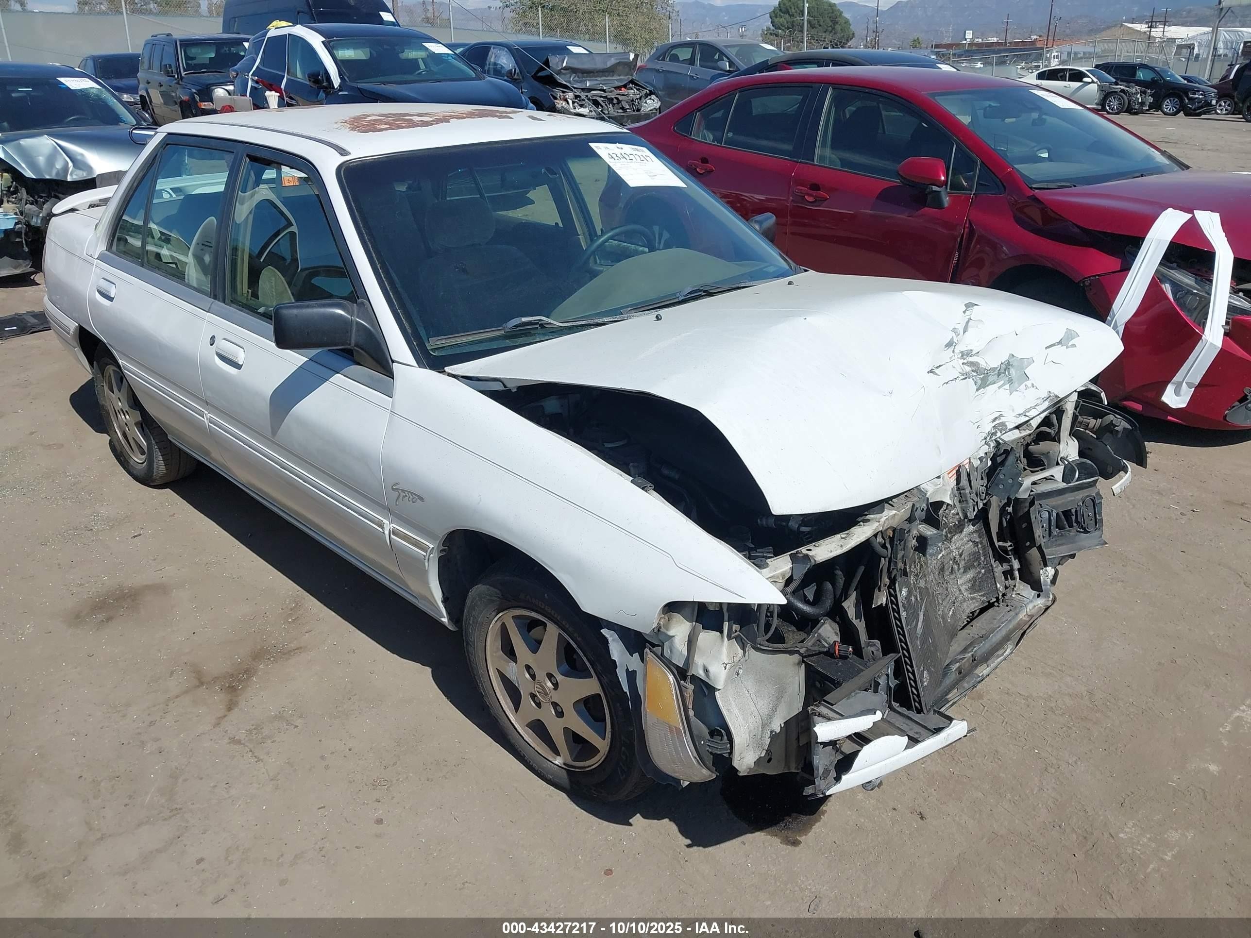 1994 Mercury Tracer Trio White vin: 3MARM10J5RR635397