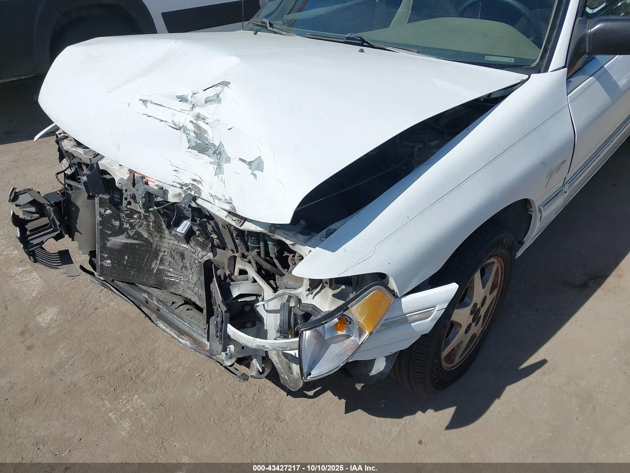 1994 Mercury Tracer Trio White vin: 3MARM10J5RR635397