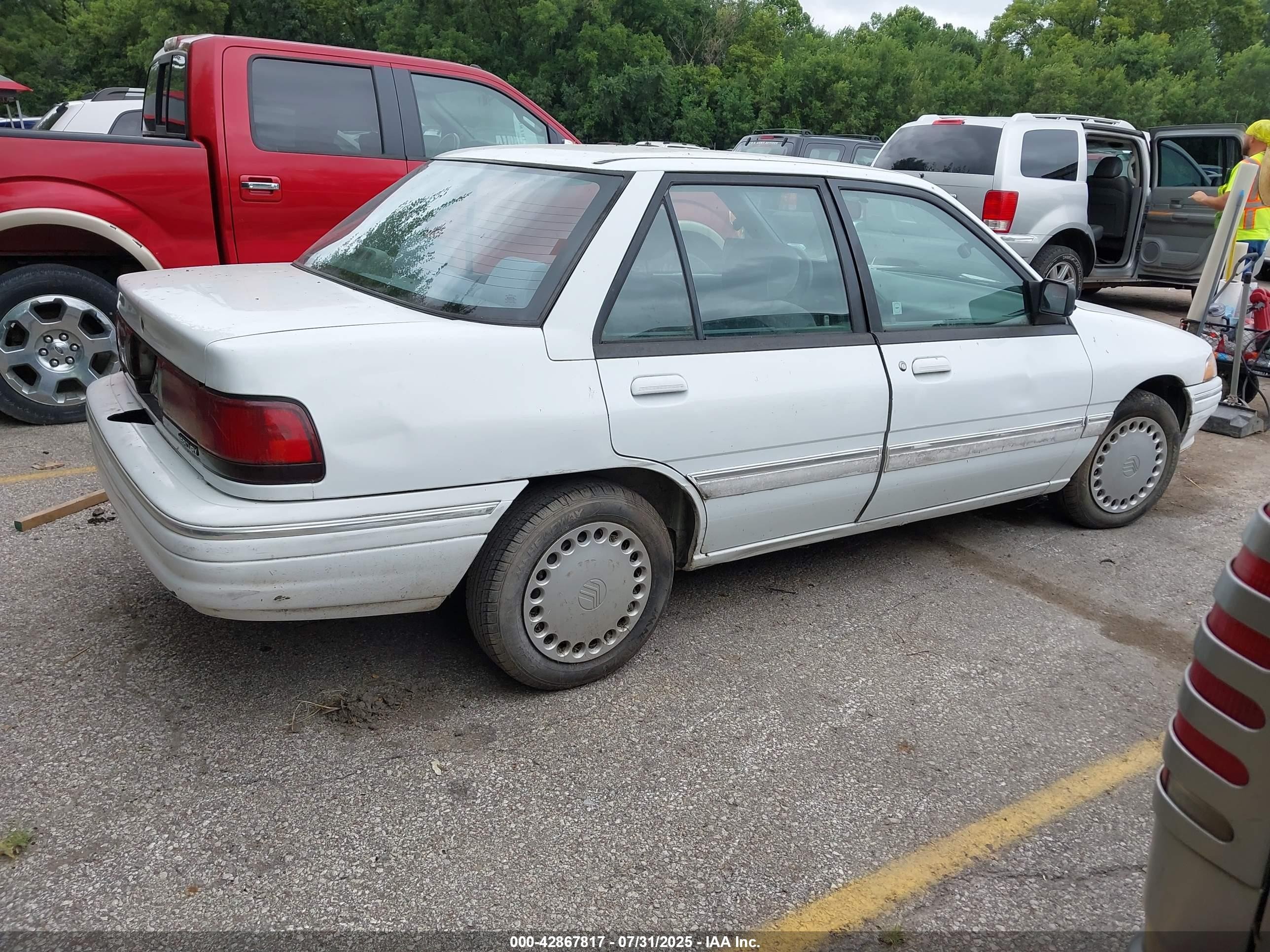 1994 Mercury Tracer Trio White vin: 3MARM10J8RR603513