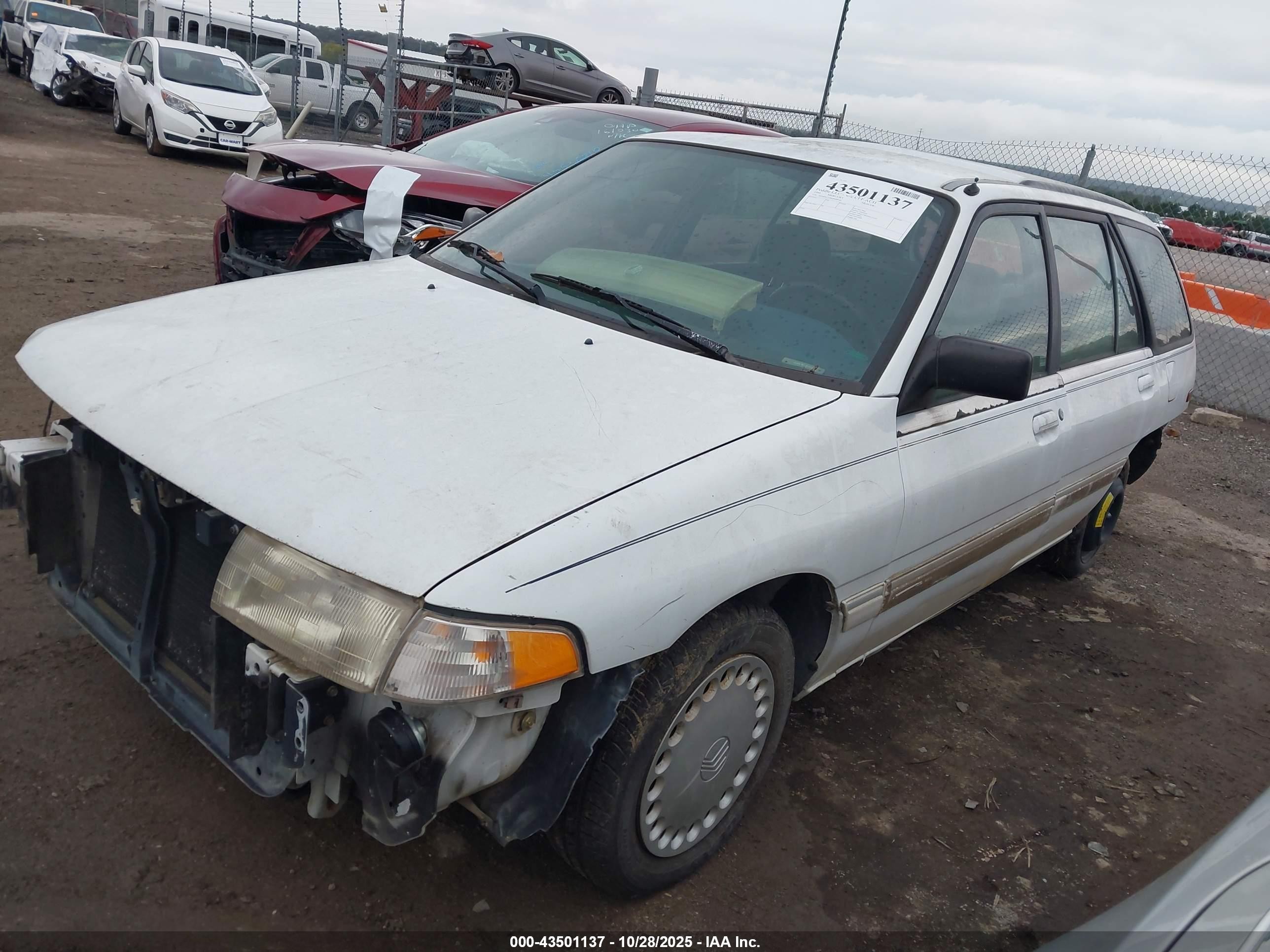 1994 Mercury Tracer Trio White vin: 3MARM15J8RR606940