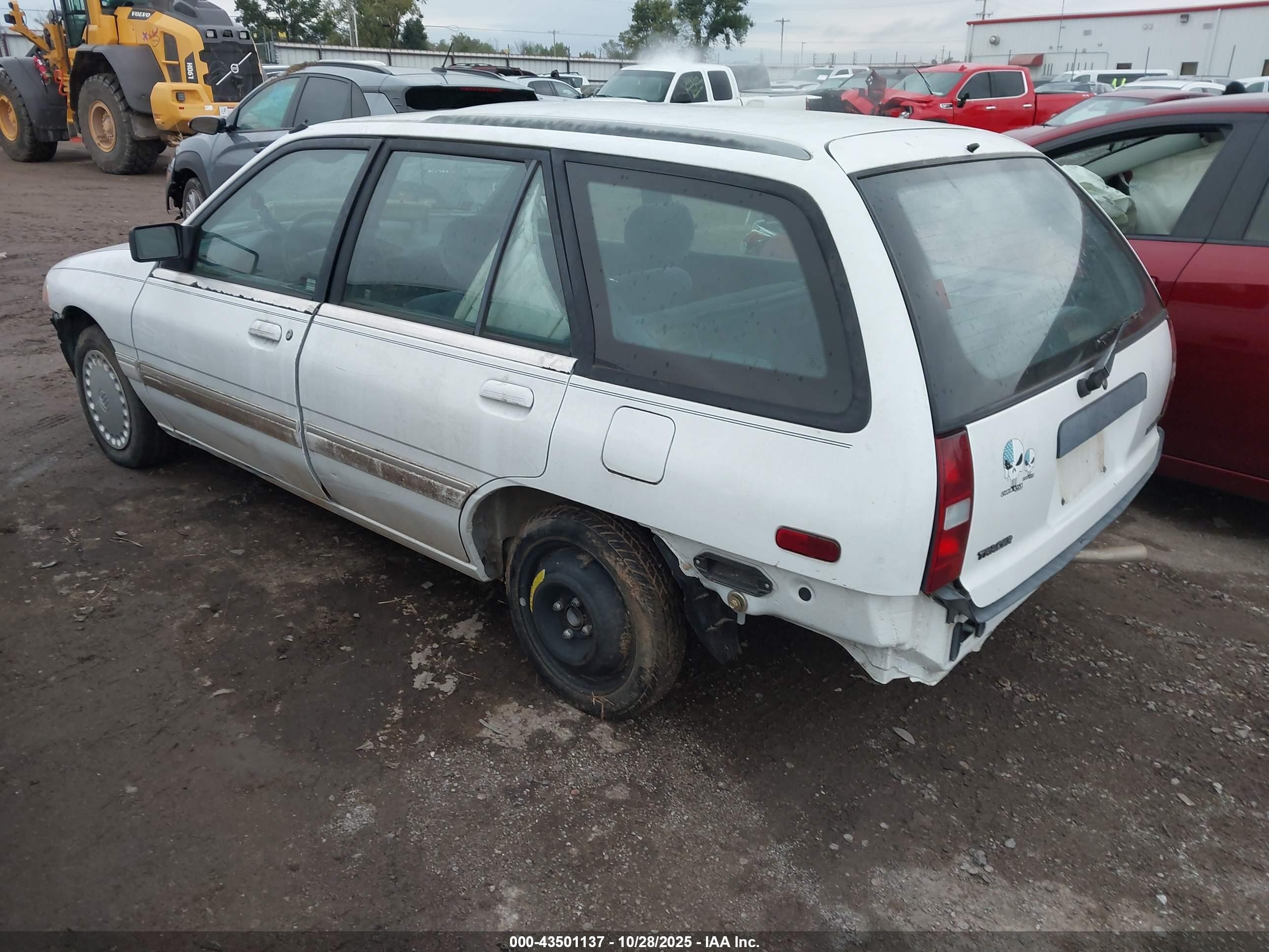 1994 Mercury Tracer Trio White vin: 3MARM15J8RR606940