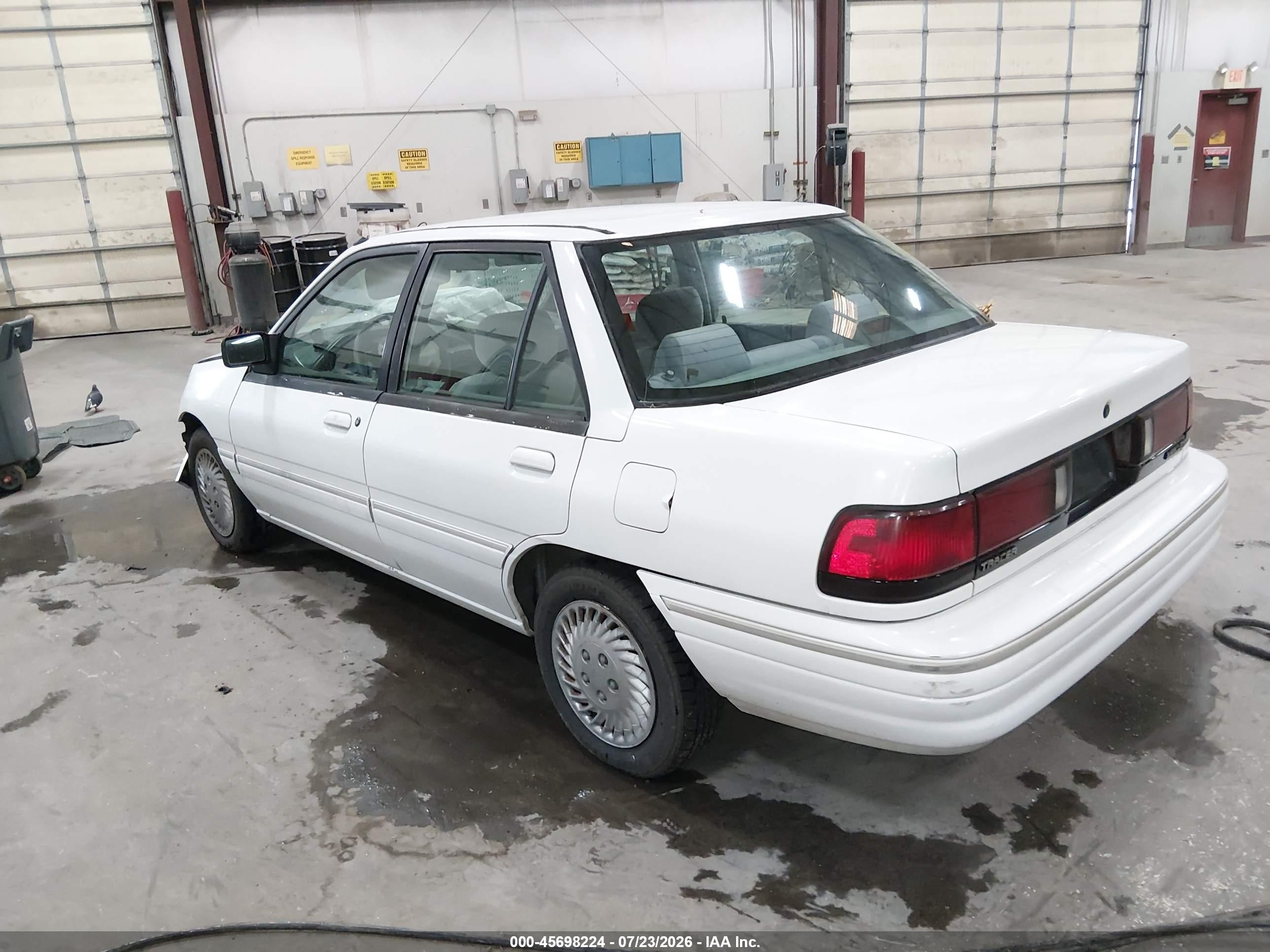 1995 Mercury Tracer Trio Белый vin: 3MASM10J5SR644298