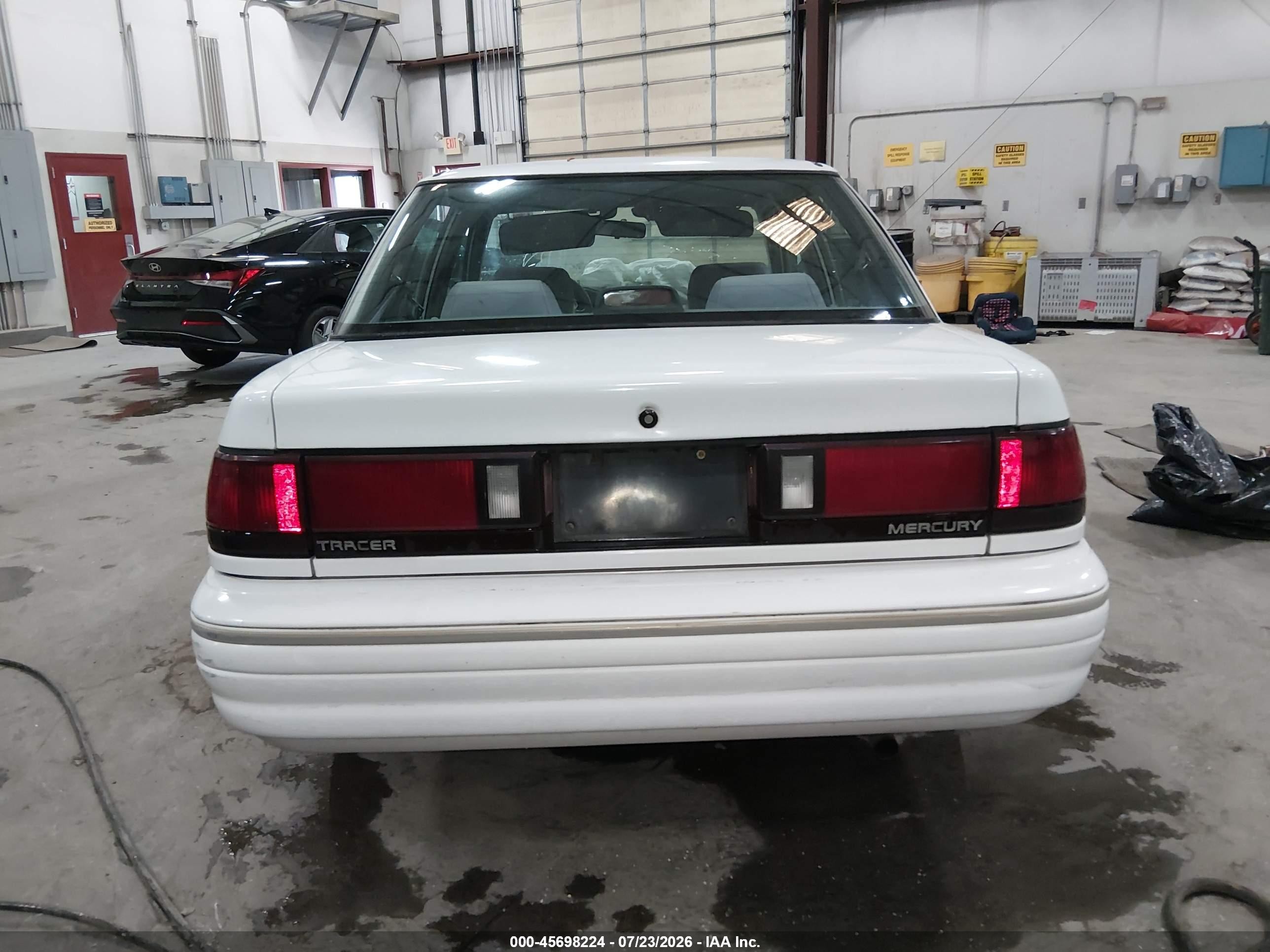 1995 Mercury Tracer Trio Белый vin: 3MASM10J5SR644298