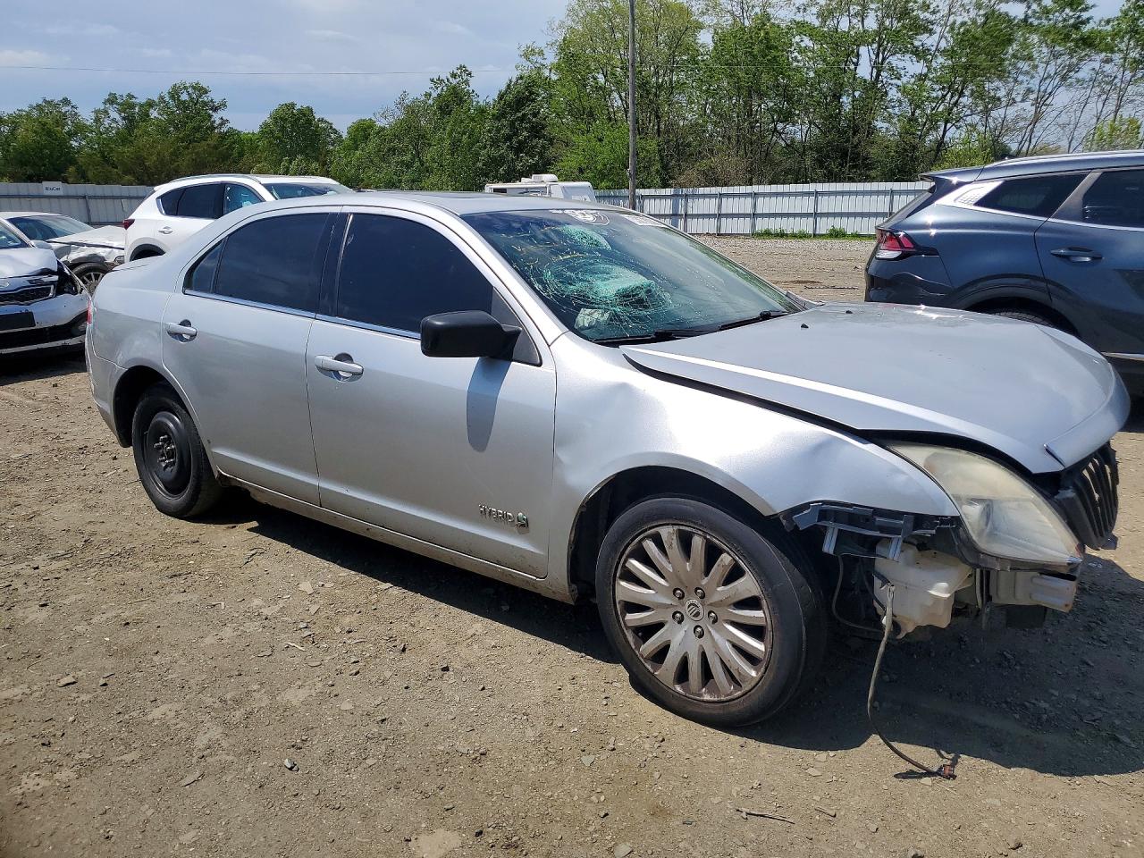 2010 Mercury Milan Hybrid Silver vin: 3MEDM0L32AR613121