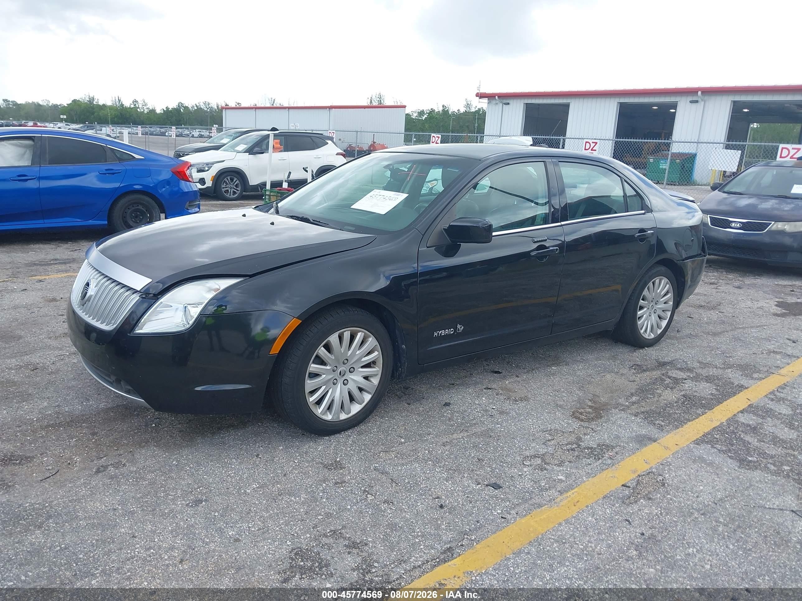 2010 Mercury Milan Hybrid   Black vin: 3MEDM0L33AR633734