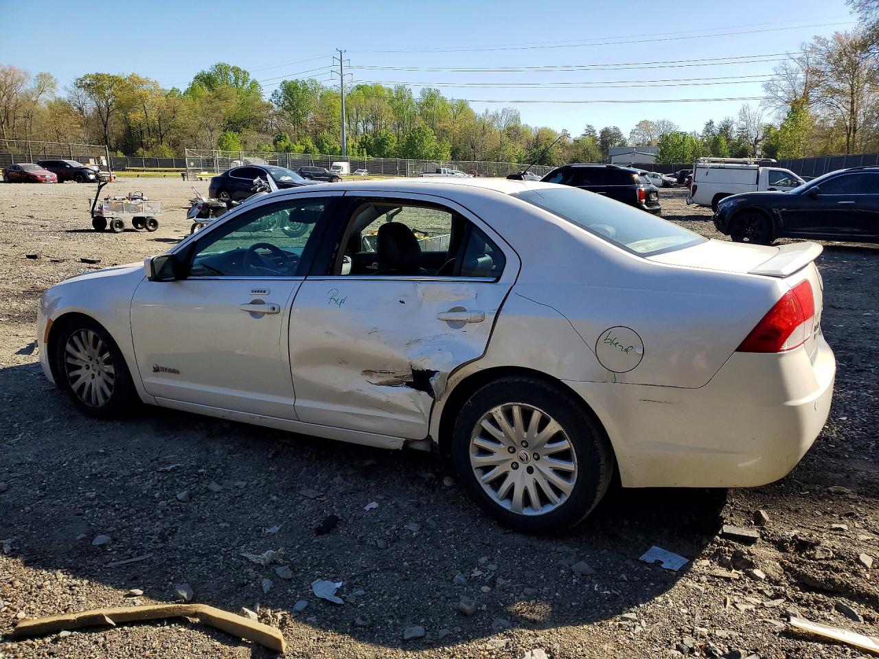 2010 Mercury Milan Hybrid White vin: 3MEDM0L39AR609891