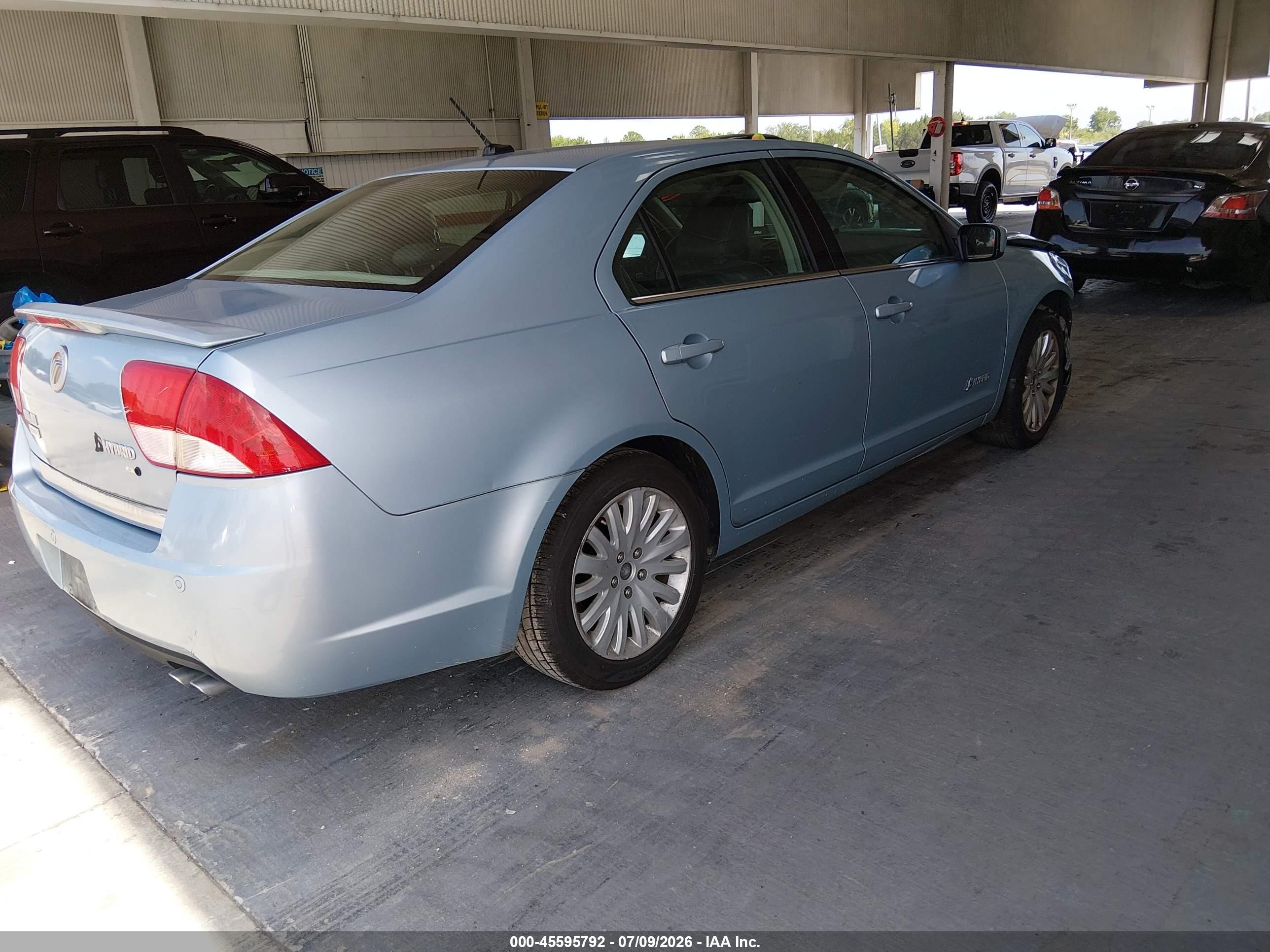2010 Mercury Milan Hybrid   Blue vin: 3MEDM0L39AR613195