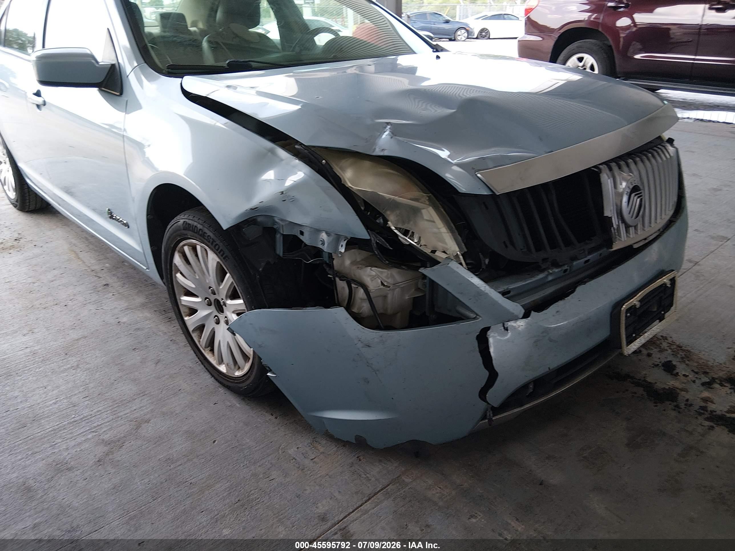 2010 Mercury Milan Hybrid   Blue vin: 3MEDM0L39AR613195
