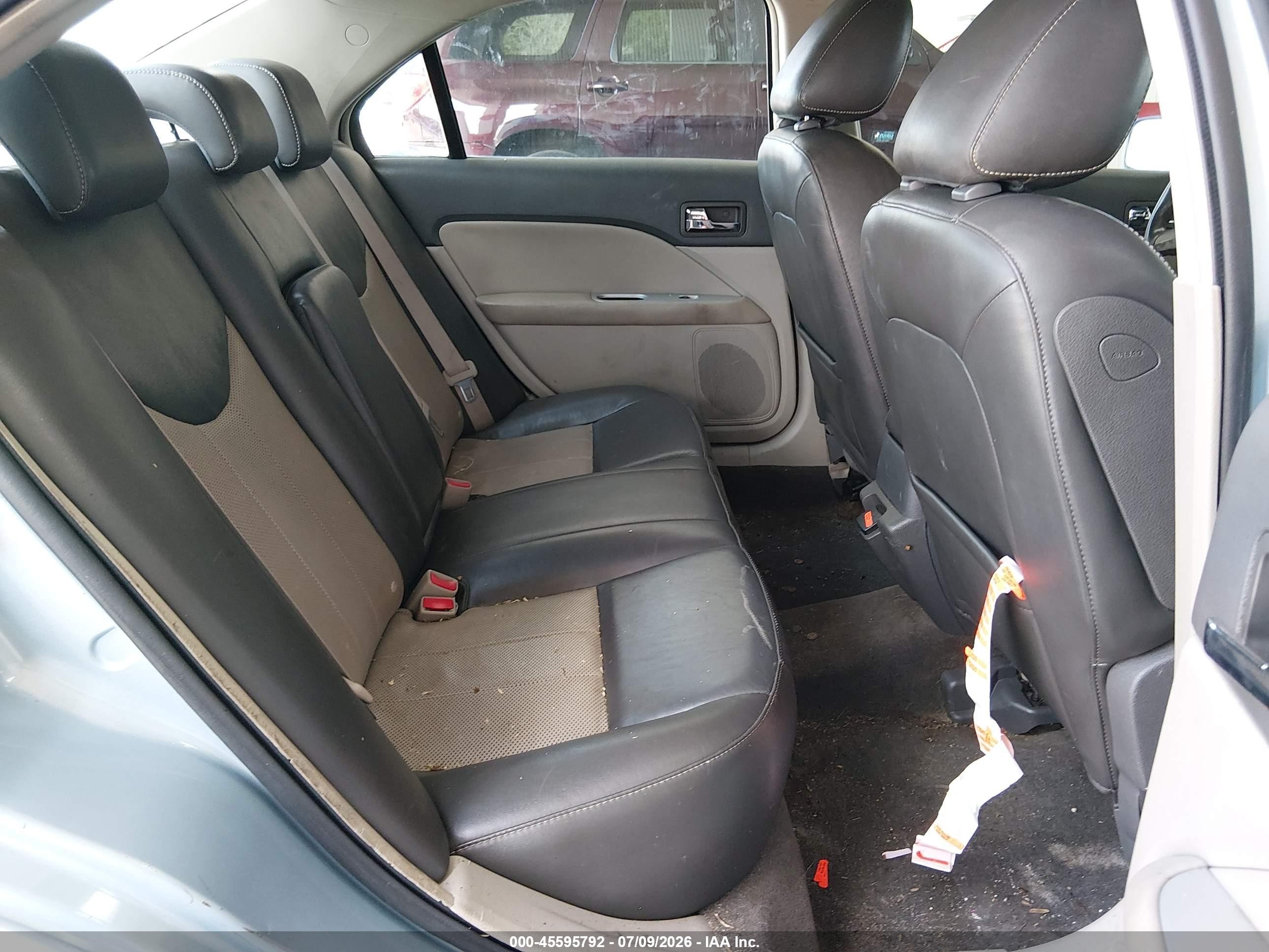 2010 Mercury Milan Hybrid   Blue vin: 3MEDM0L39AR613195