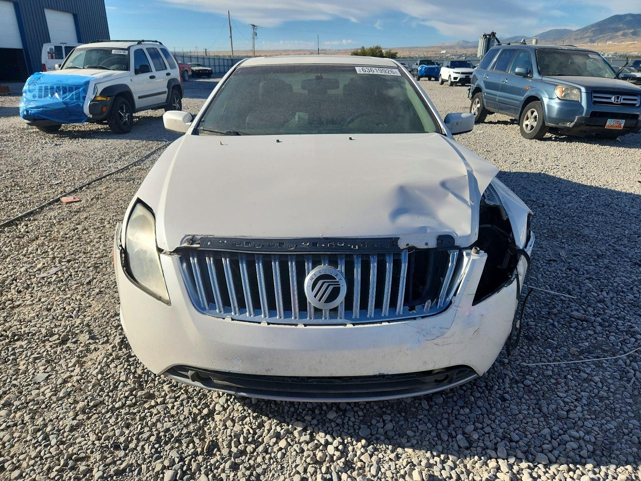 2010 Mercury Milan Hybrid White vin: 3MEDM0L39AR661991
