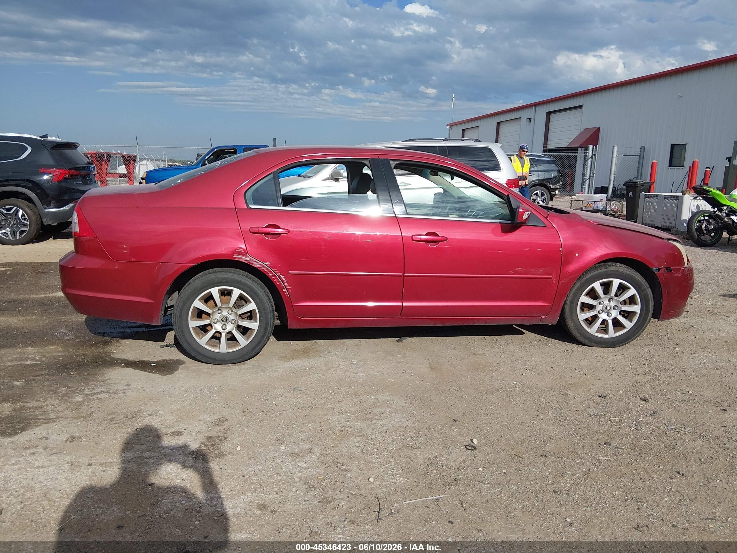 2006 Mercury Milan V6 Red vin: 3MEFM07166R622512