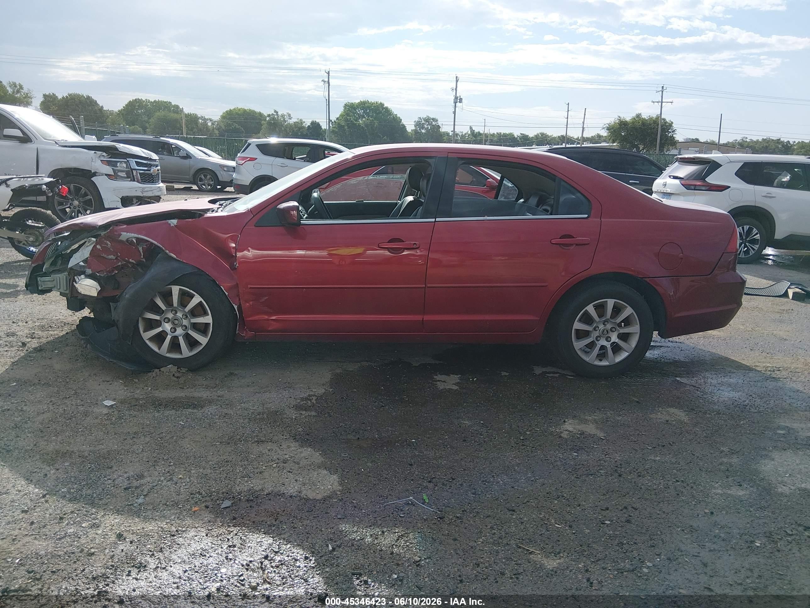 2006 Mercury Milan V6 Red vin: 3MEFM07166R622512
