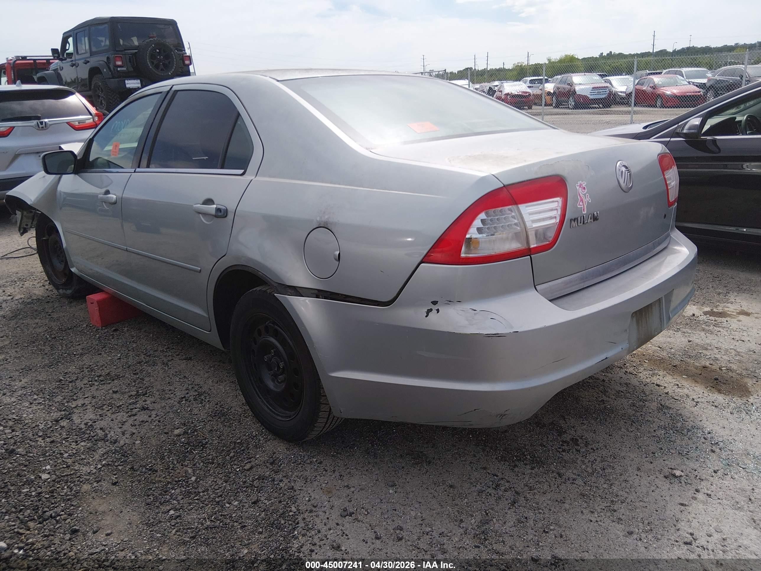 2006 Mercury Milan I4 Silver vin: 3MEFM07Z56R628842