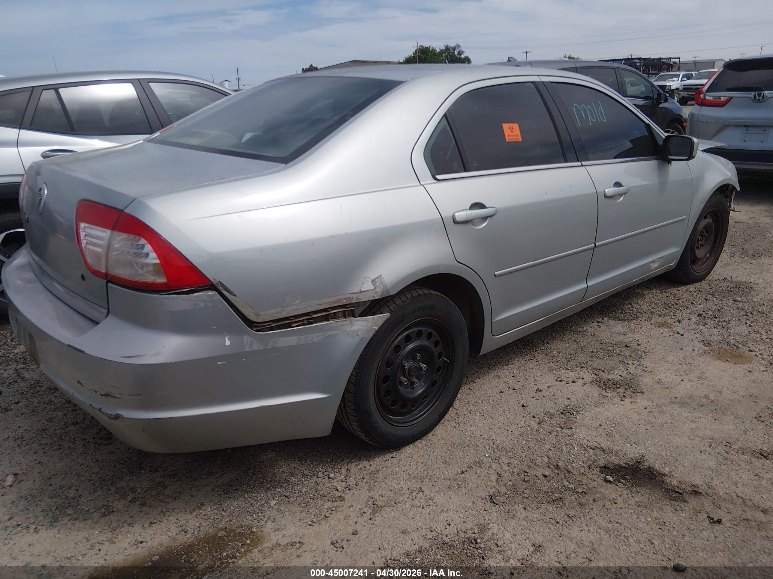 2006 Mercury Milan I4 Silver vin: 3MEFM07Z56R628842