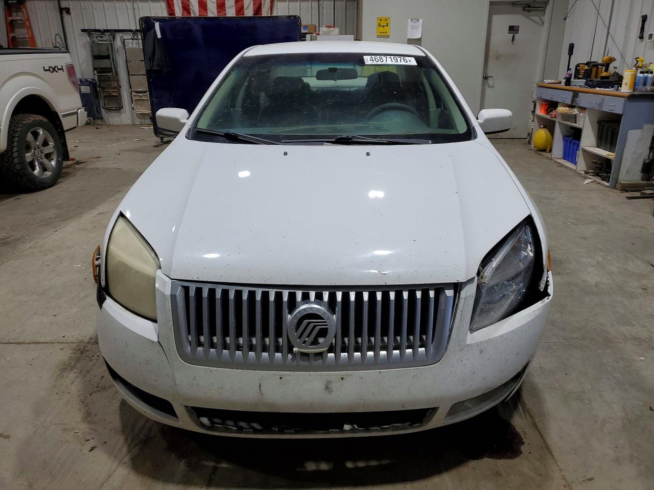 2006 Mercury Milan Premier White vin: 3MEFM08106R653916