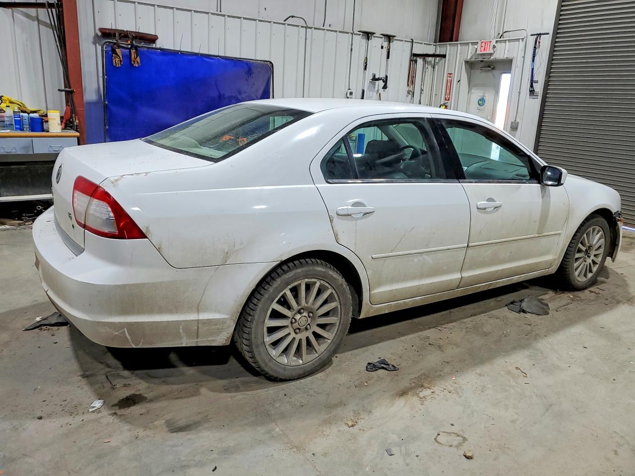 2006 Mercury Milan Premier White vin: 3MEFM08106R653916