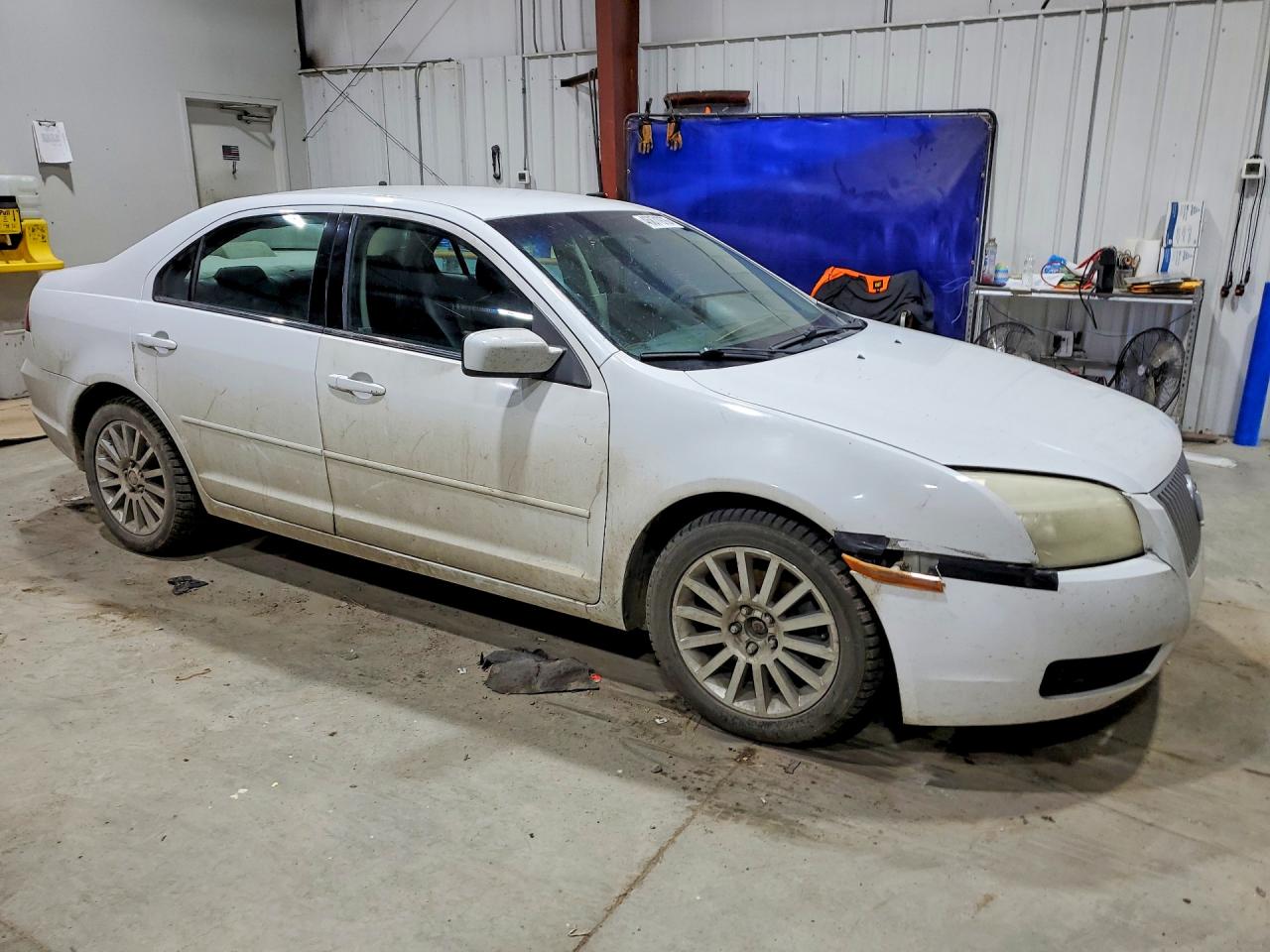 2006 Mercury Milan Premier White vin: 3MEFM08106R653916