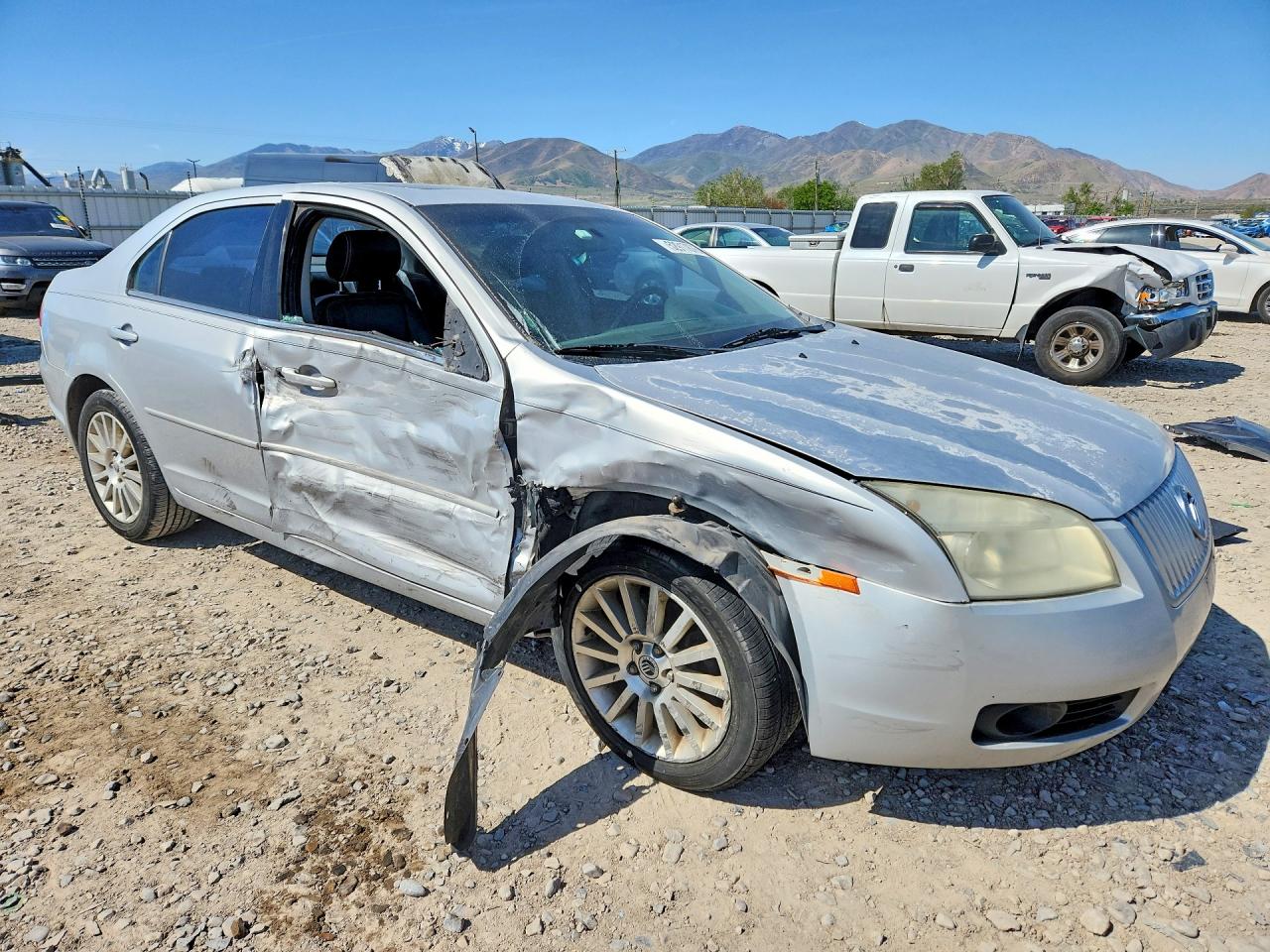 2006 Mercury Milan Premier Silver vin: 3MEFM08186R601563