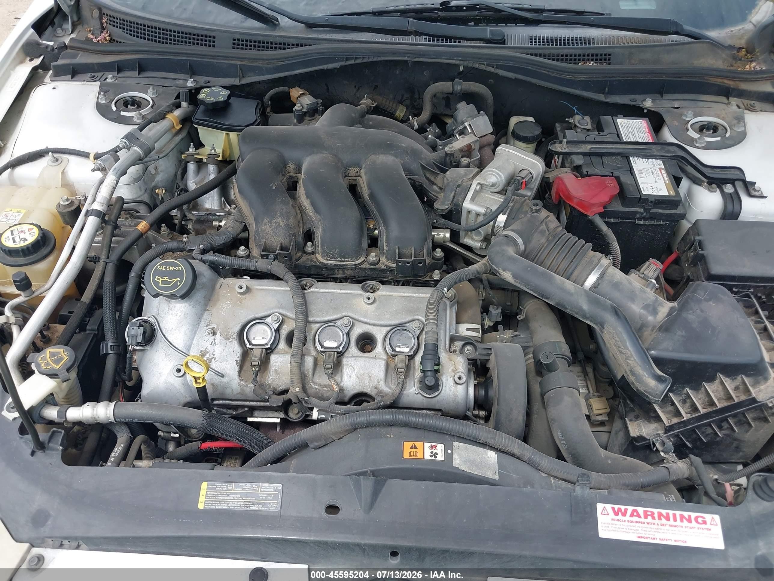 2007 Mercury Milan V6 Premier Белый vin: 3MEHM02107R642093