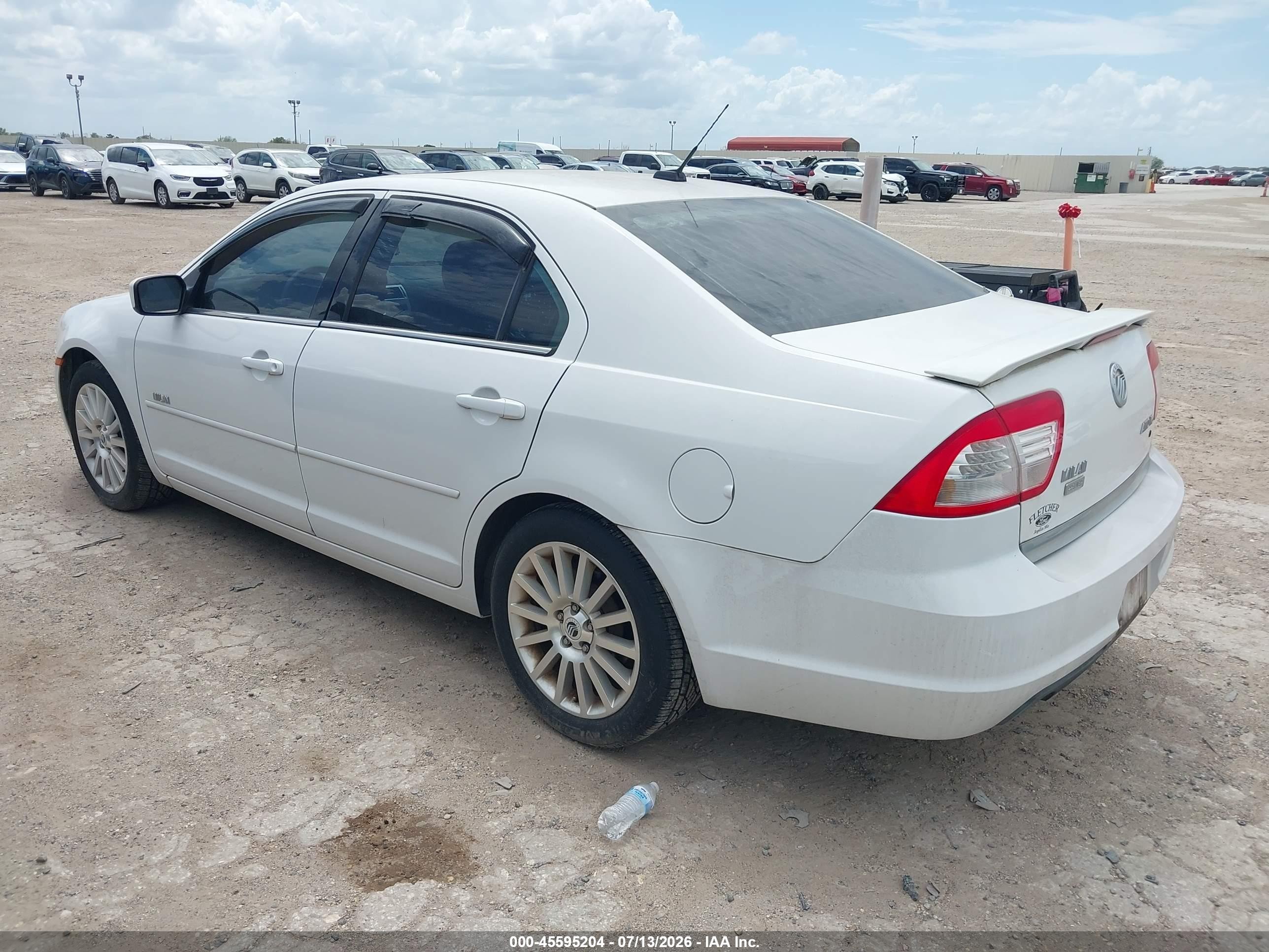 2007 Mercury Milan V6 Premier Белый vin: 3MEHM02107R642093