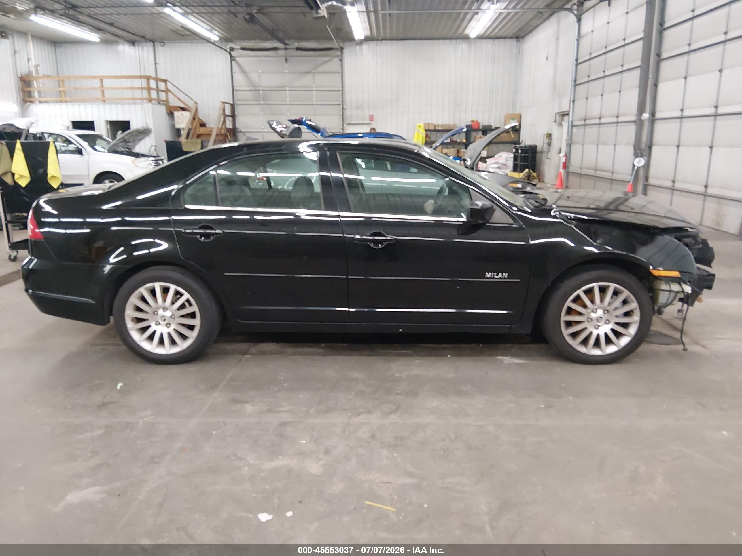 2008 Mercury Milan V6 Premier Black vin: 3MEHM02108R641771