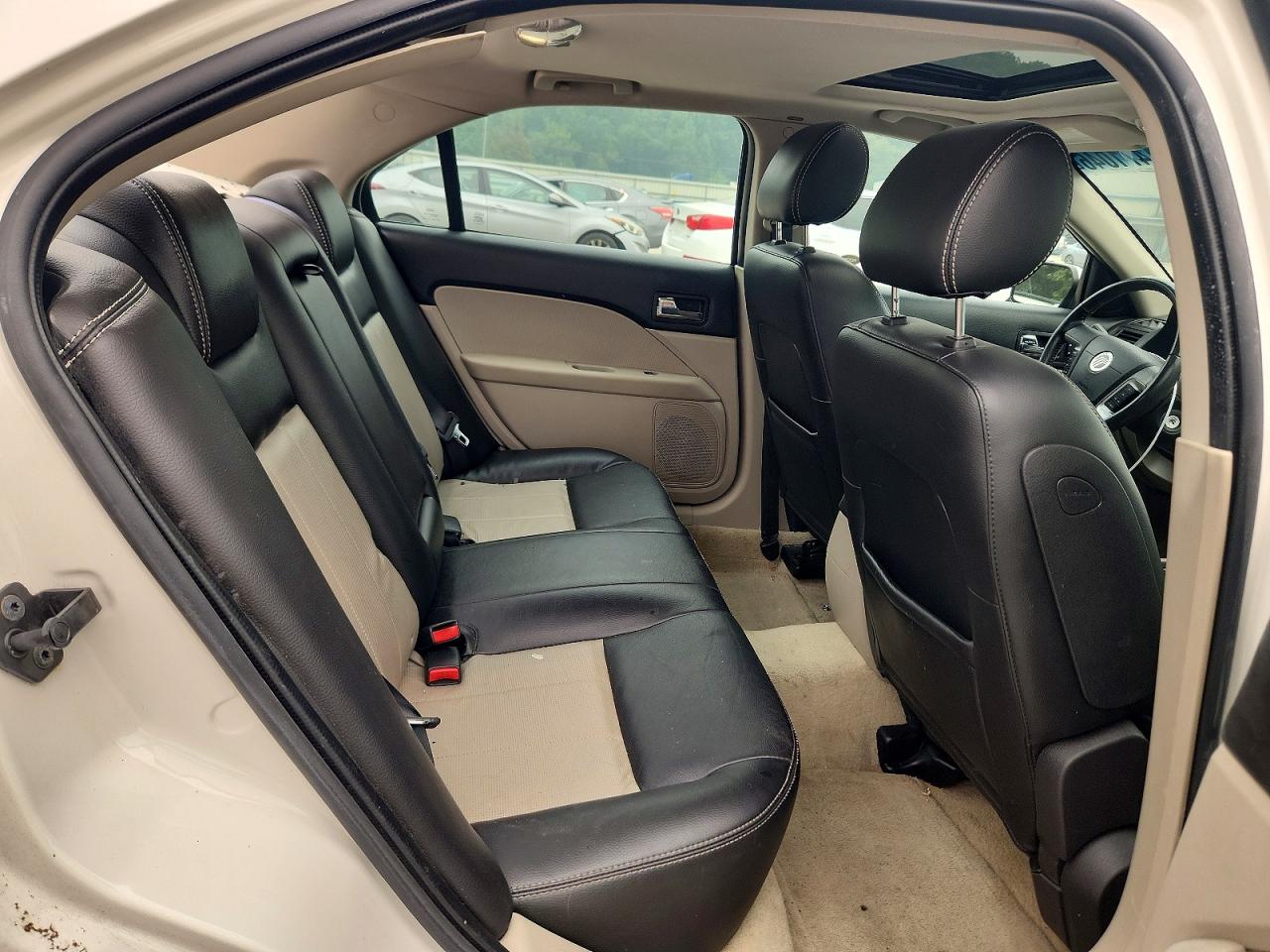 2008 Mercury Milan Premier White vin: 3MEHM02128R617231