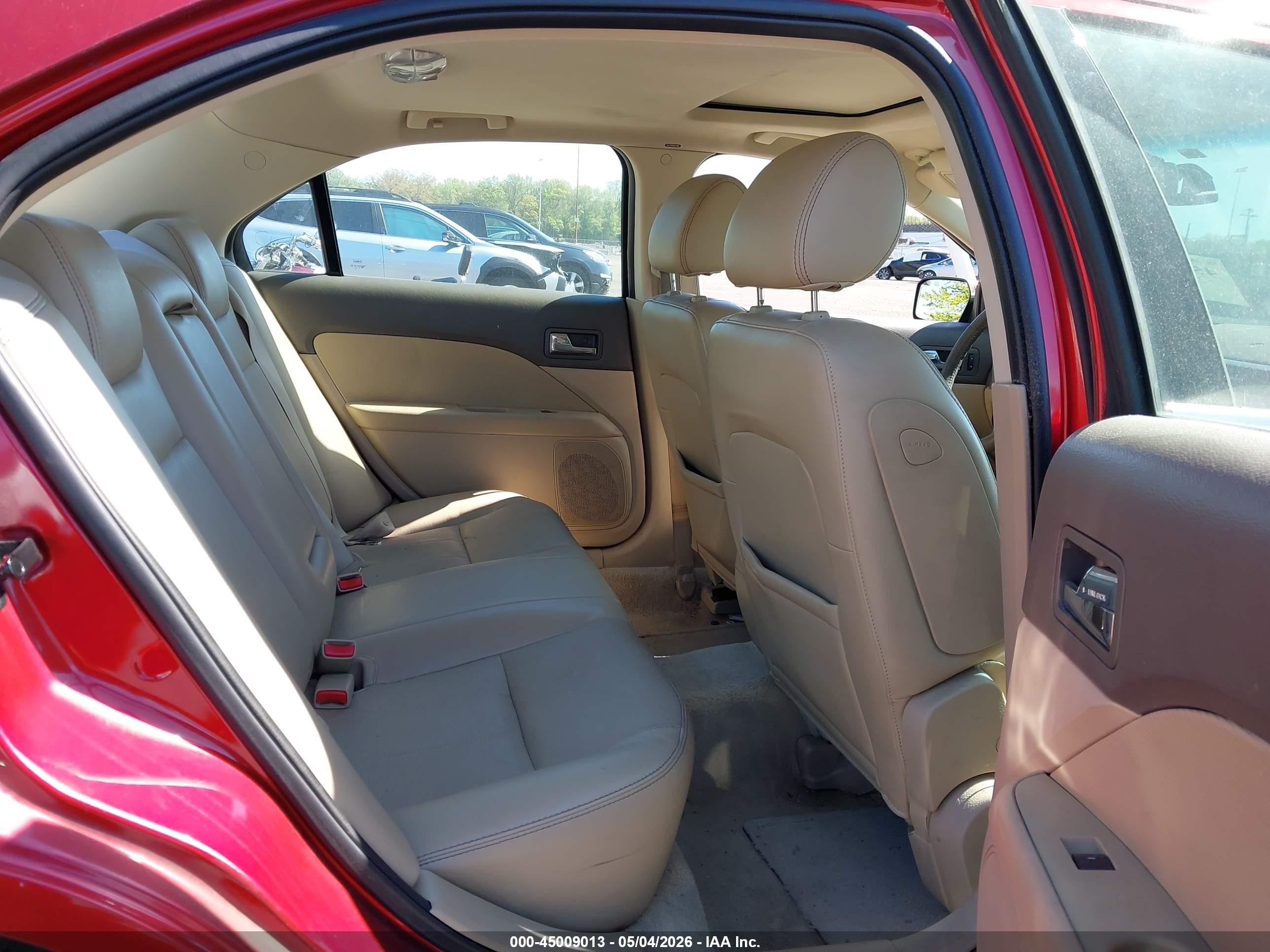2007 Mercury Milan V6 Premier Red vin: 3MEHM02147R621666