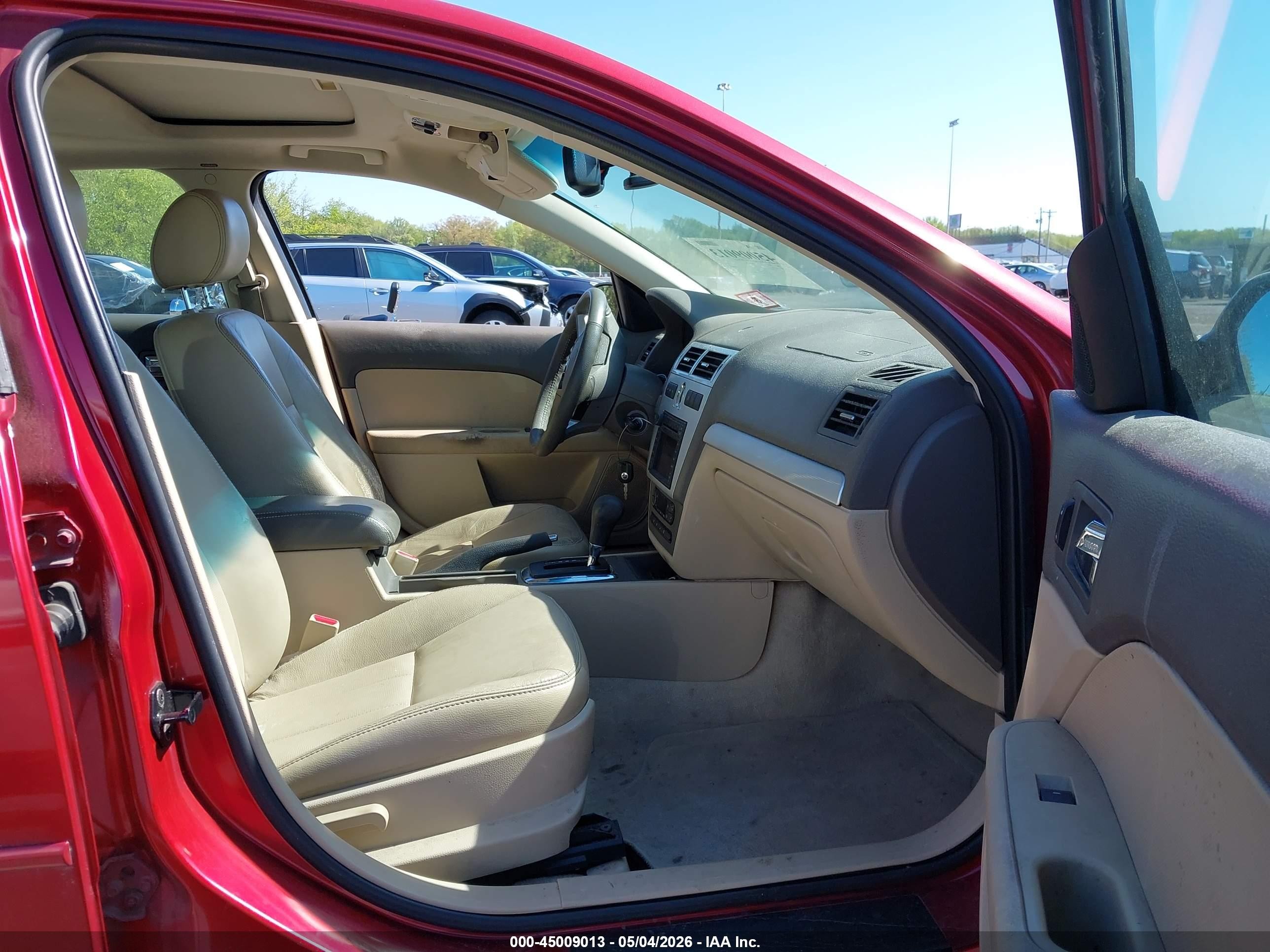 2007 Mercury Milan V6 Premier Red vin: 3MEHM02147R621666