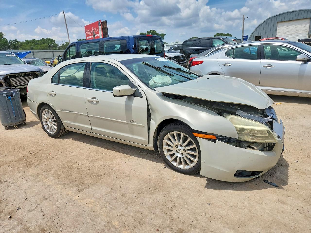 2008 Mercury Milan Premier Silver vin: 3MEHM02148R645774