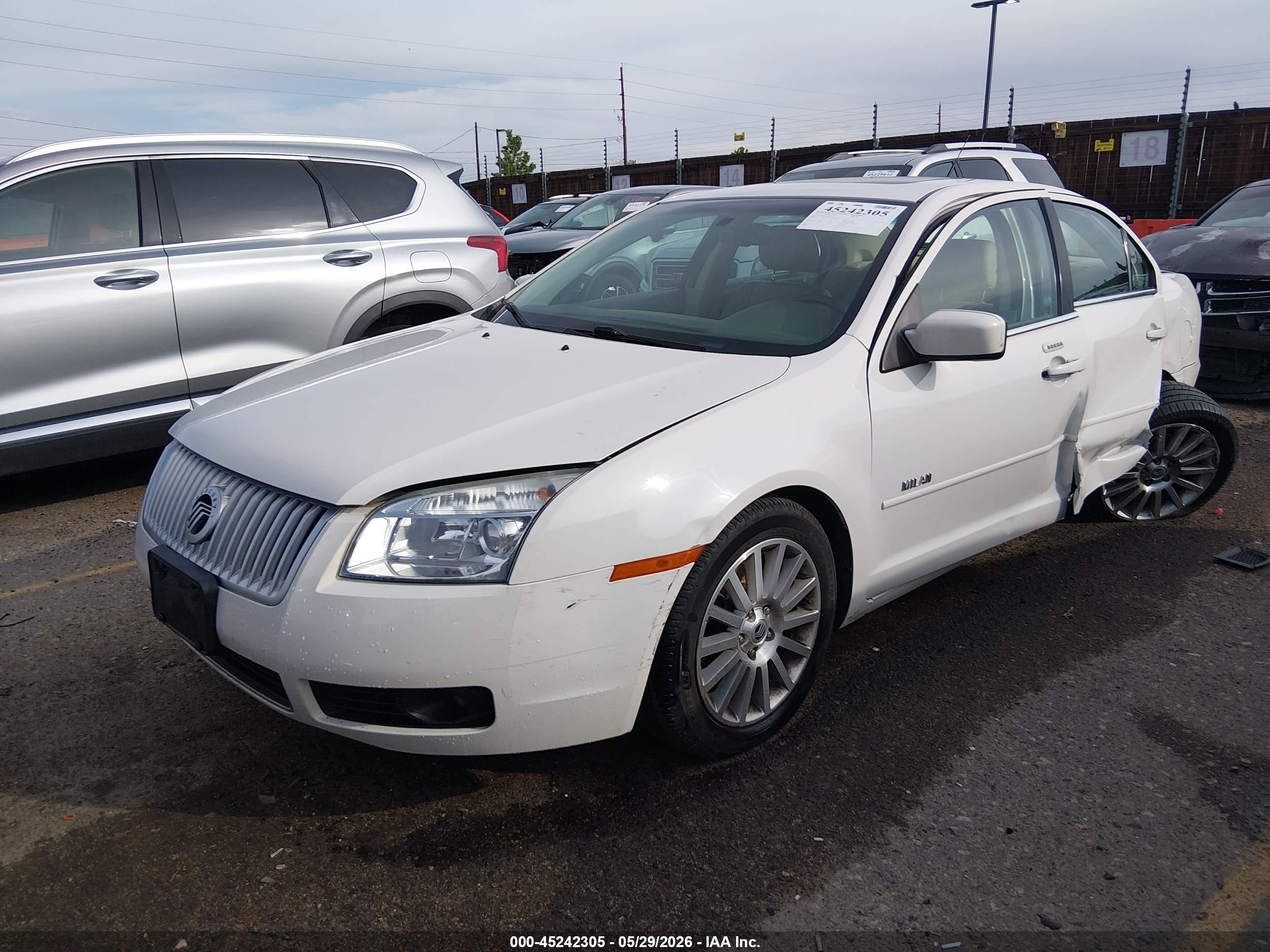 2008 Mercury Milan V6 Premier White vin: 3MEHM02168R633805