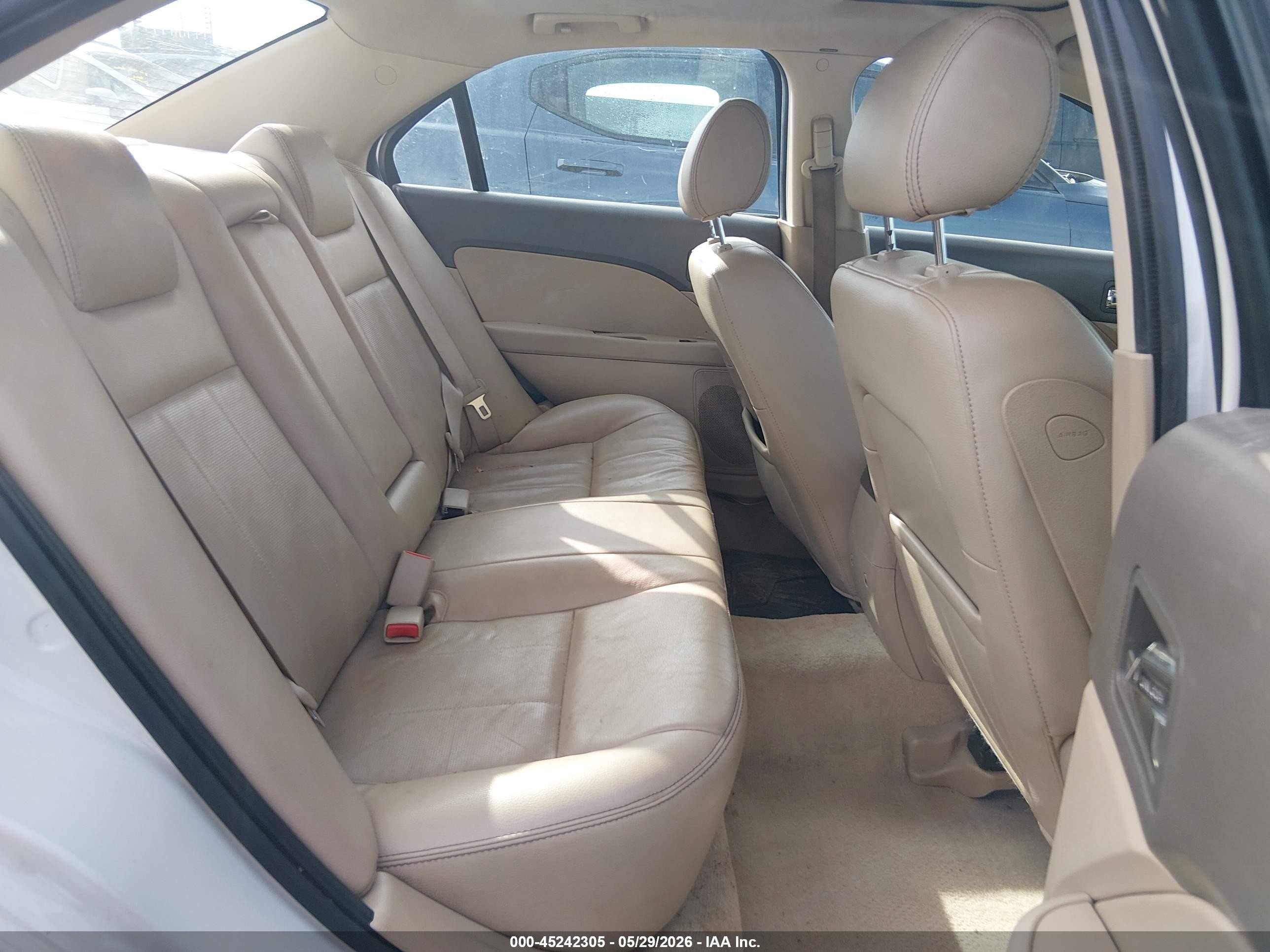 2008 Mercury Milan V6 Premier White vin: 3MEHM02168R633805