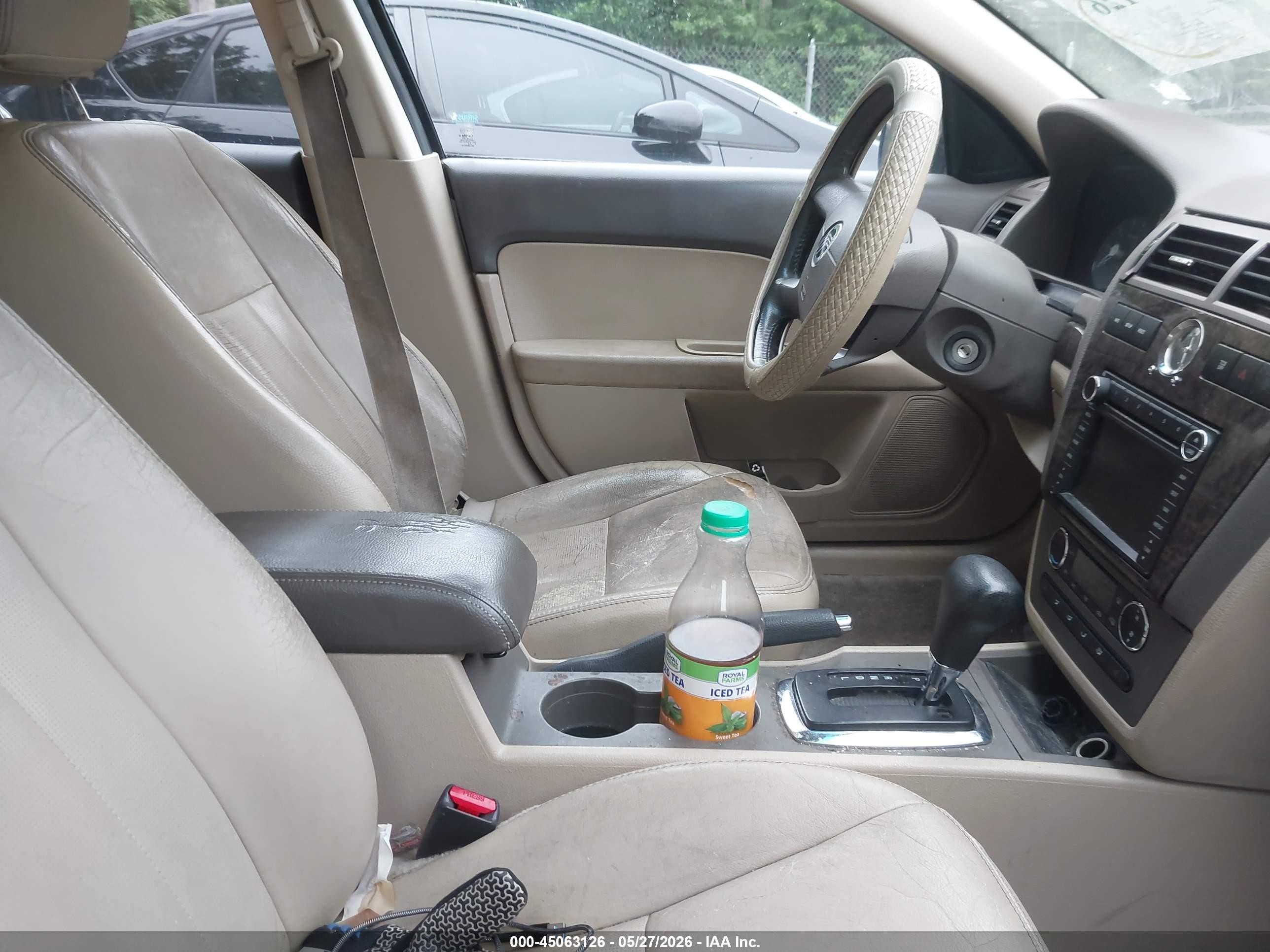2008 Mercury Milan V6 Premier White vin: 3MEHM02178R606953