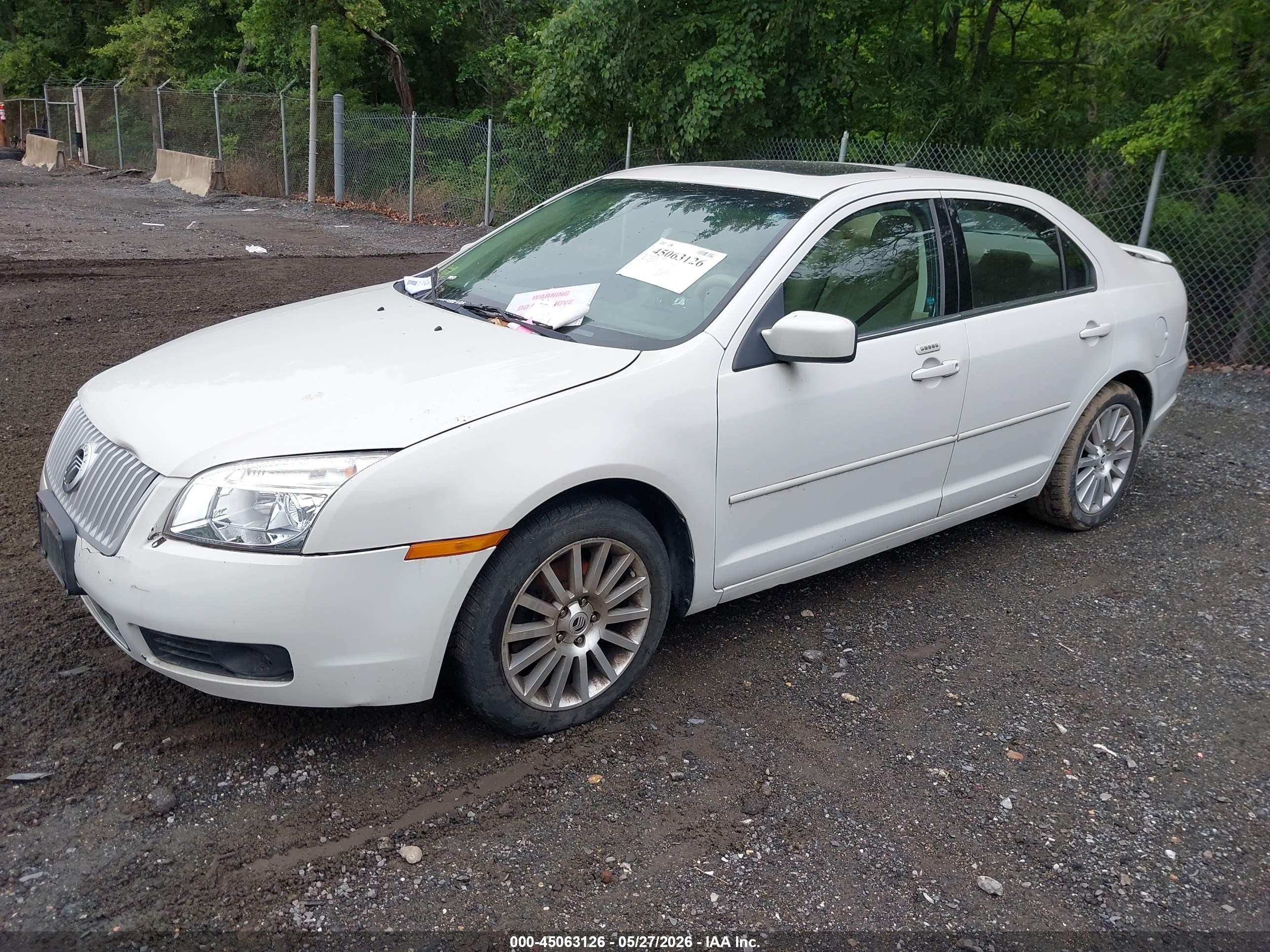 2008 Mercury Milan V6 Premier White vin: 3MEHM02178R606953