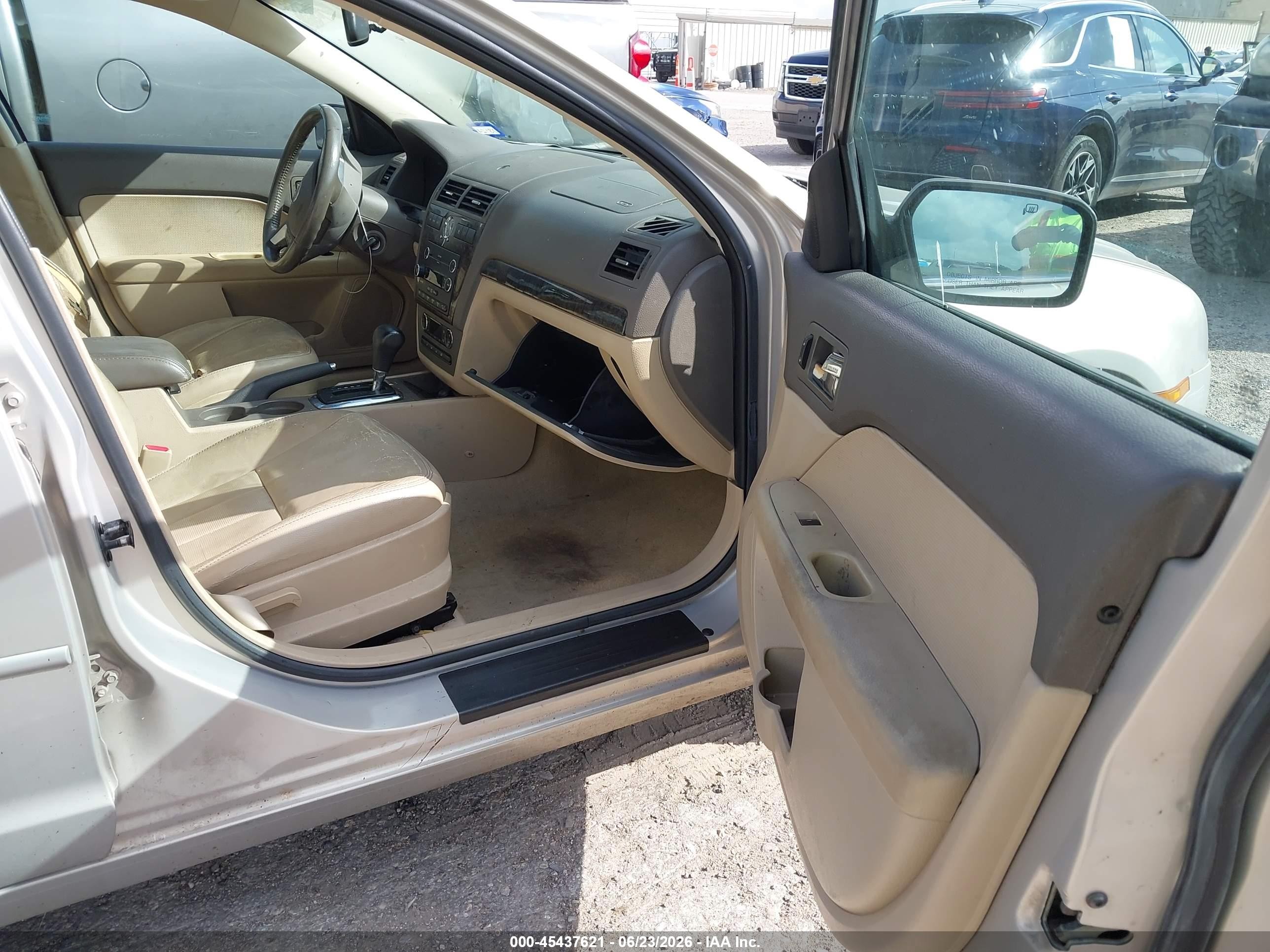2009 Mercury Milan V6 Premier Beige vin: 3MEHM02199R629801