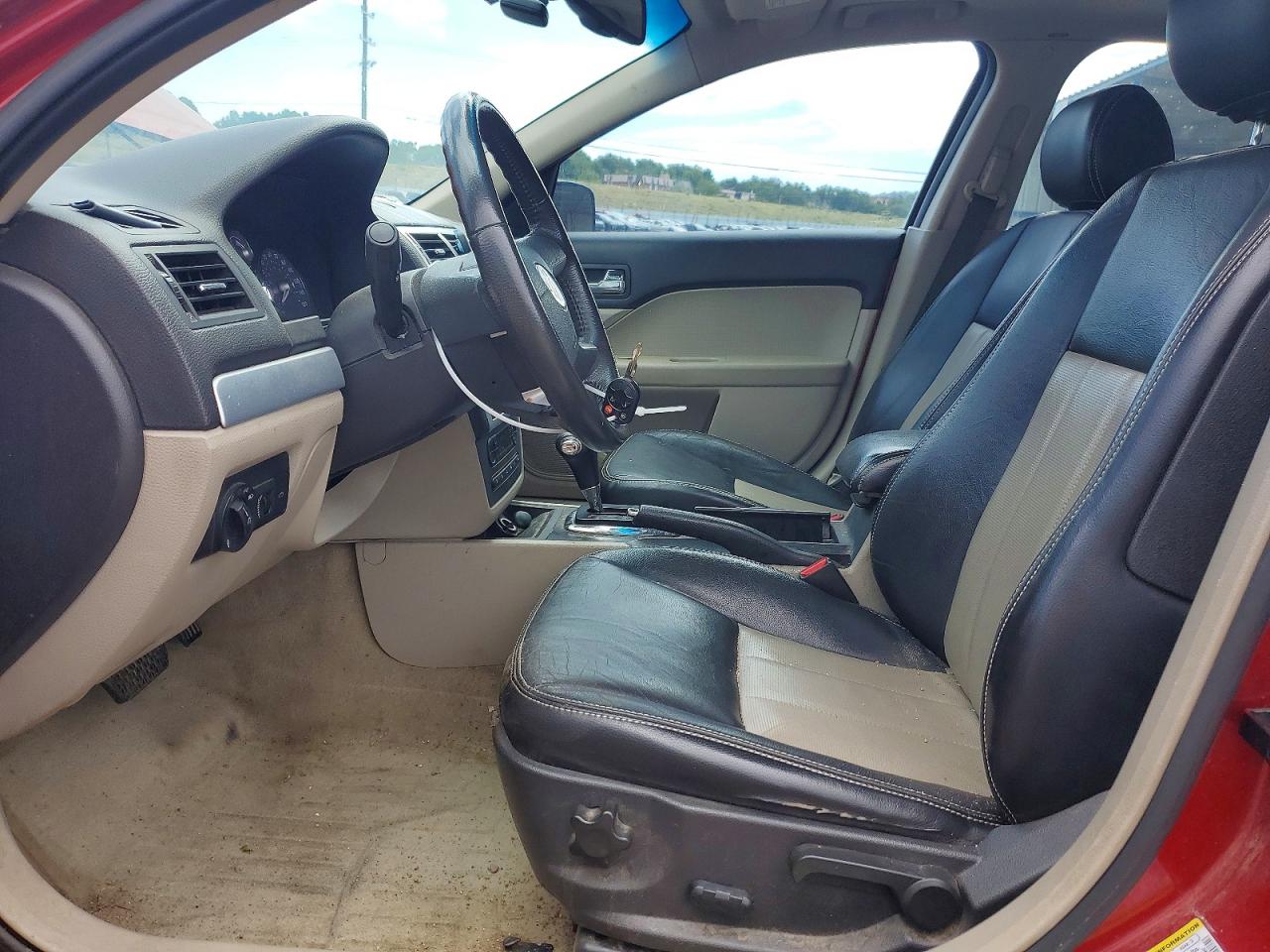 2007 Mercury Milan Premier Red vin: 3MEHM021X7R628878