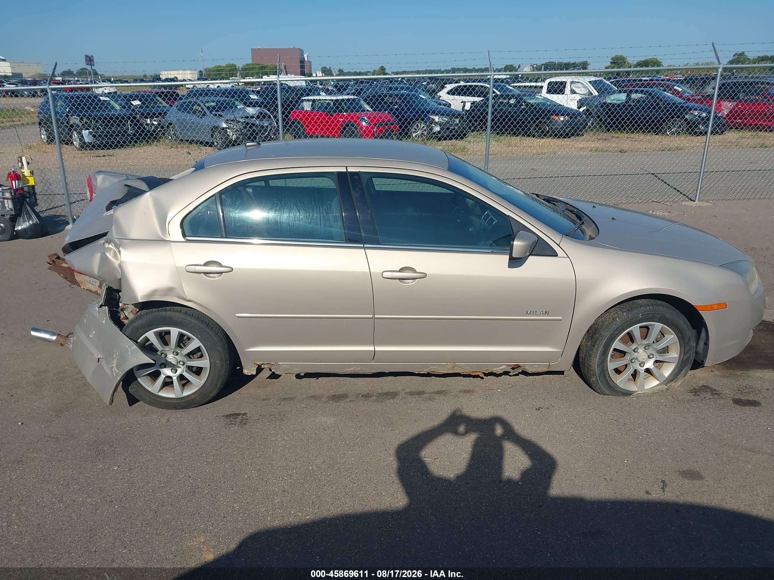 2007 Mercury Milan V6 (120a) Champagne vin: 3MEHM07177R643511