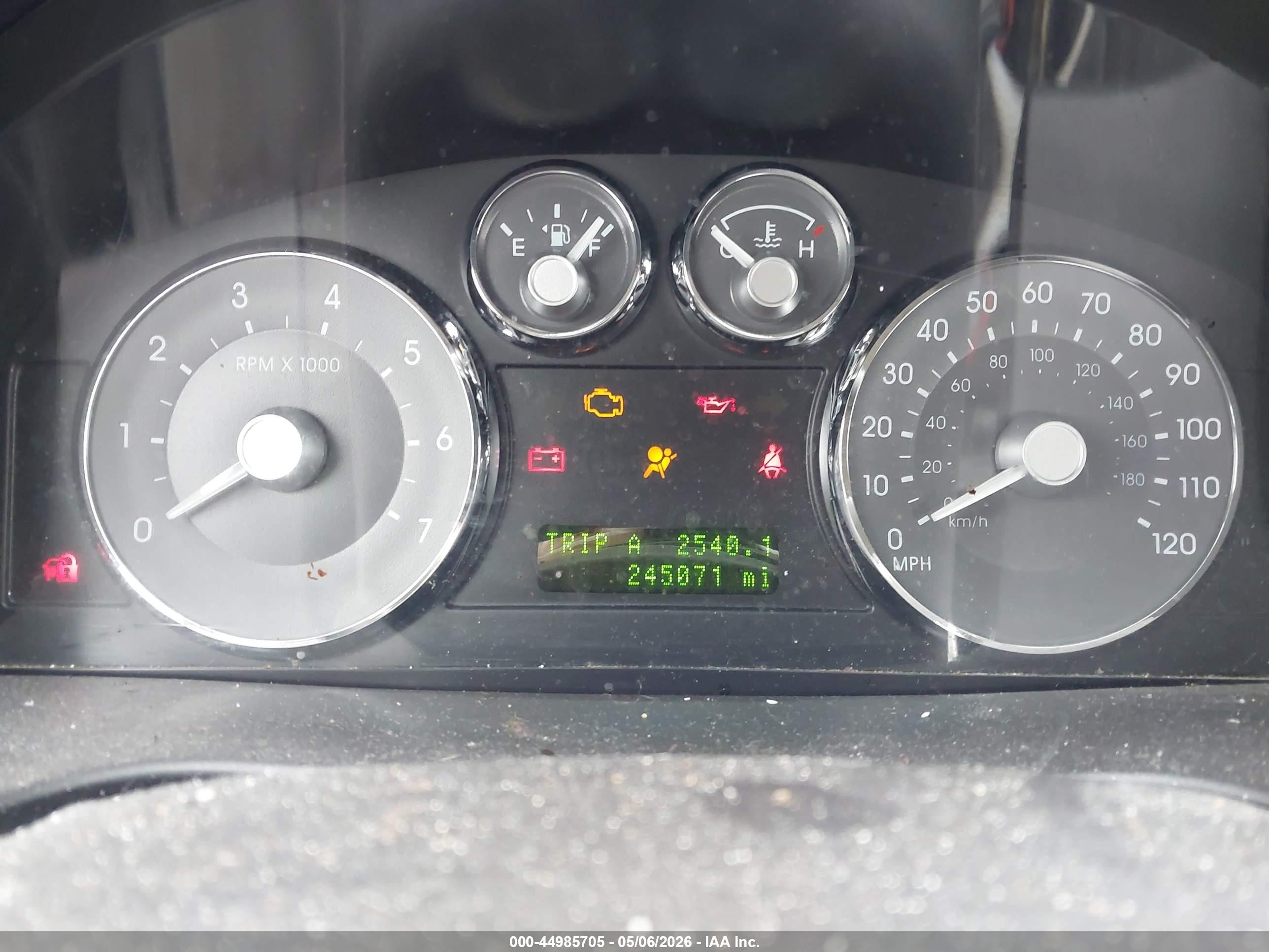 2006 Mercury Milan V6 Silver vin: 3MEHM07196R660695
