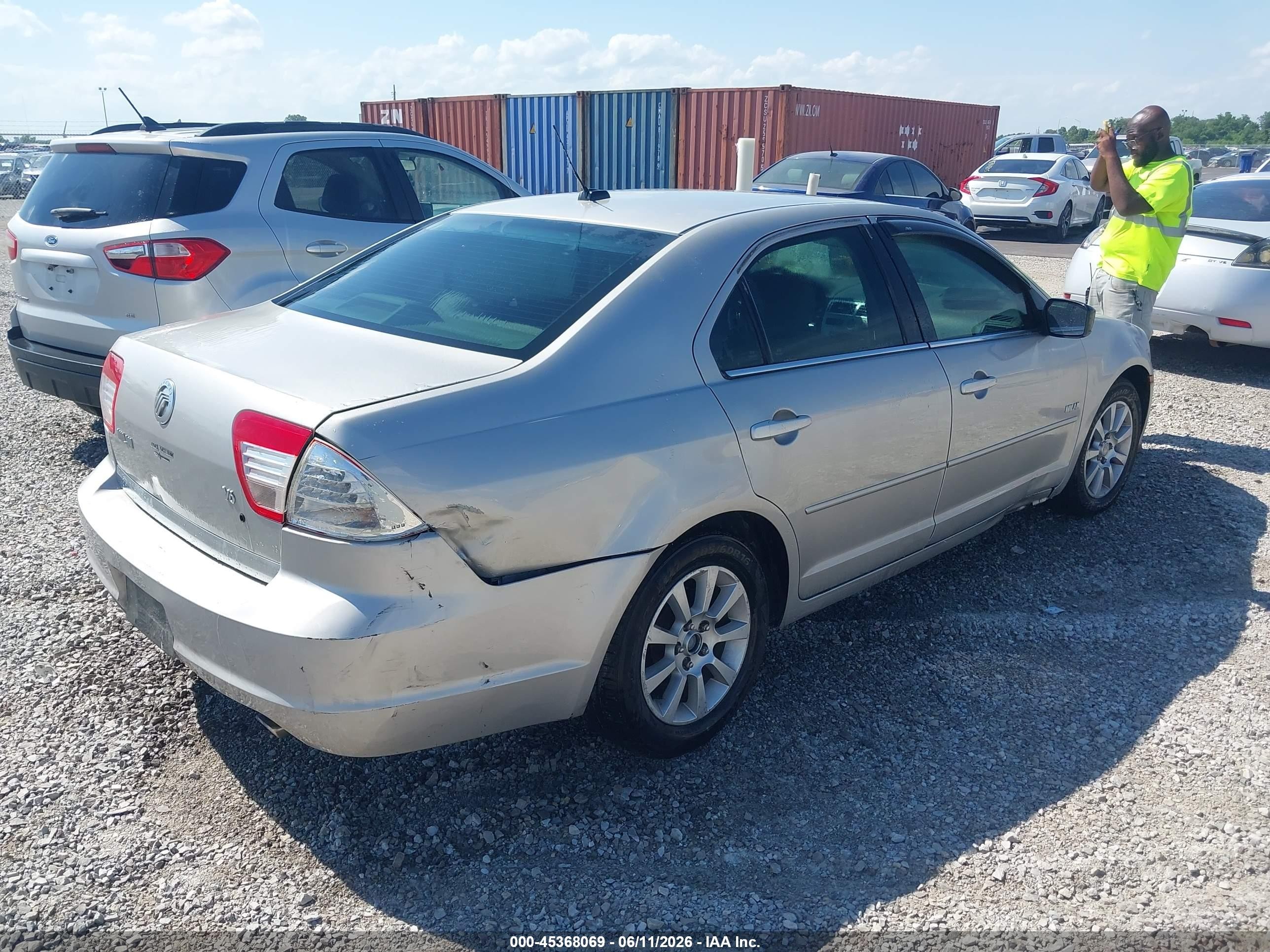 2008 Mercury Milan V6 Silver vin: 3MEHM07198R603139