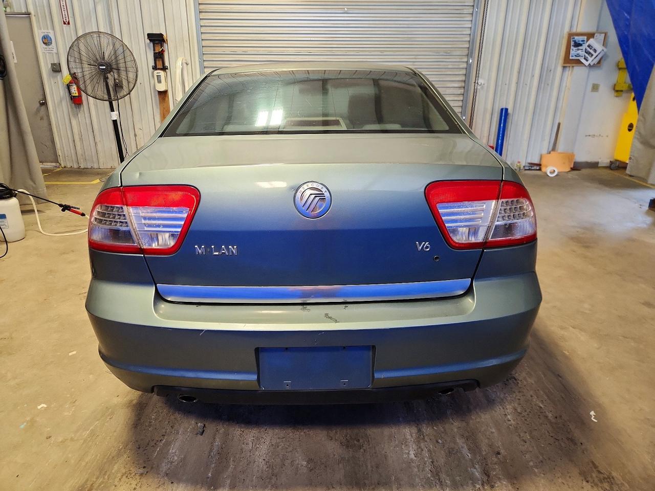 2006 Mercury Milan Turquoise vin: 3MEHM071X6R616575