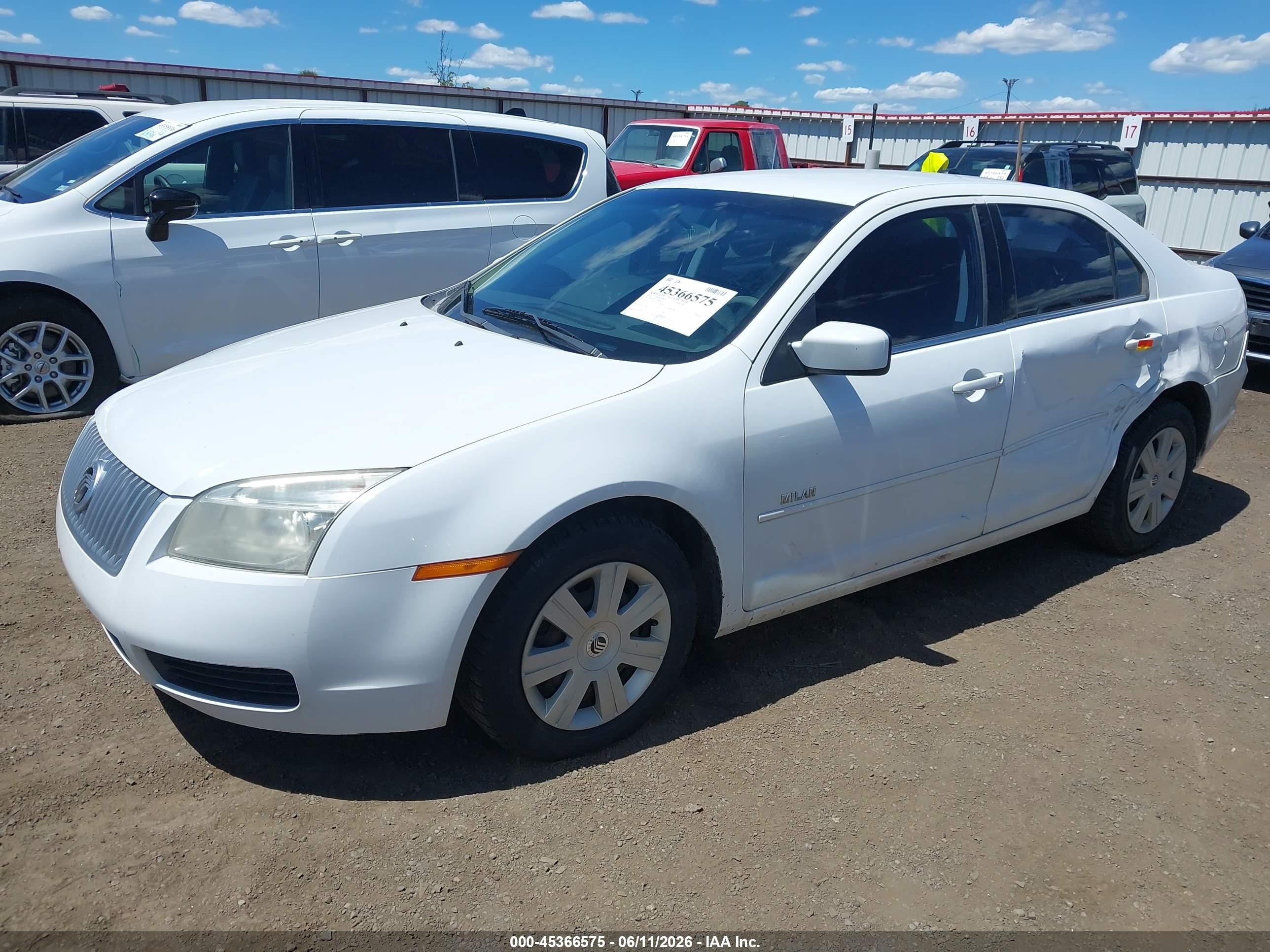2007 Mercury Milan I4 (100a) White vin: 3MEHM07Z27R628579
