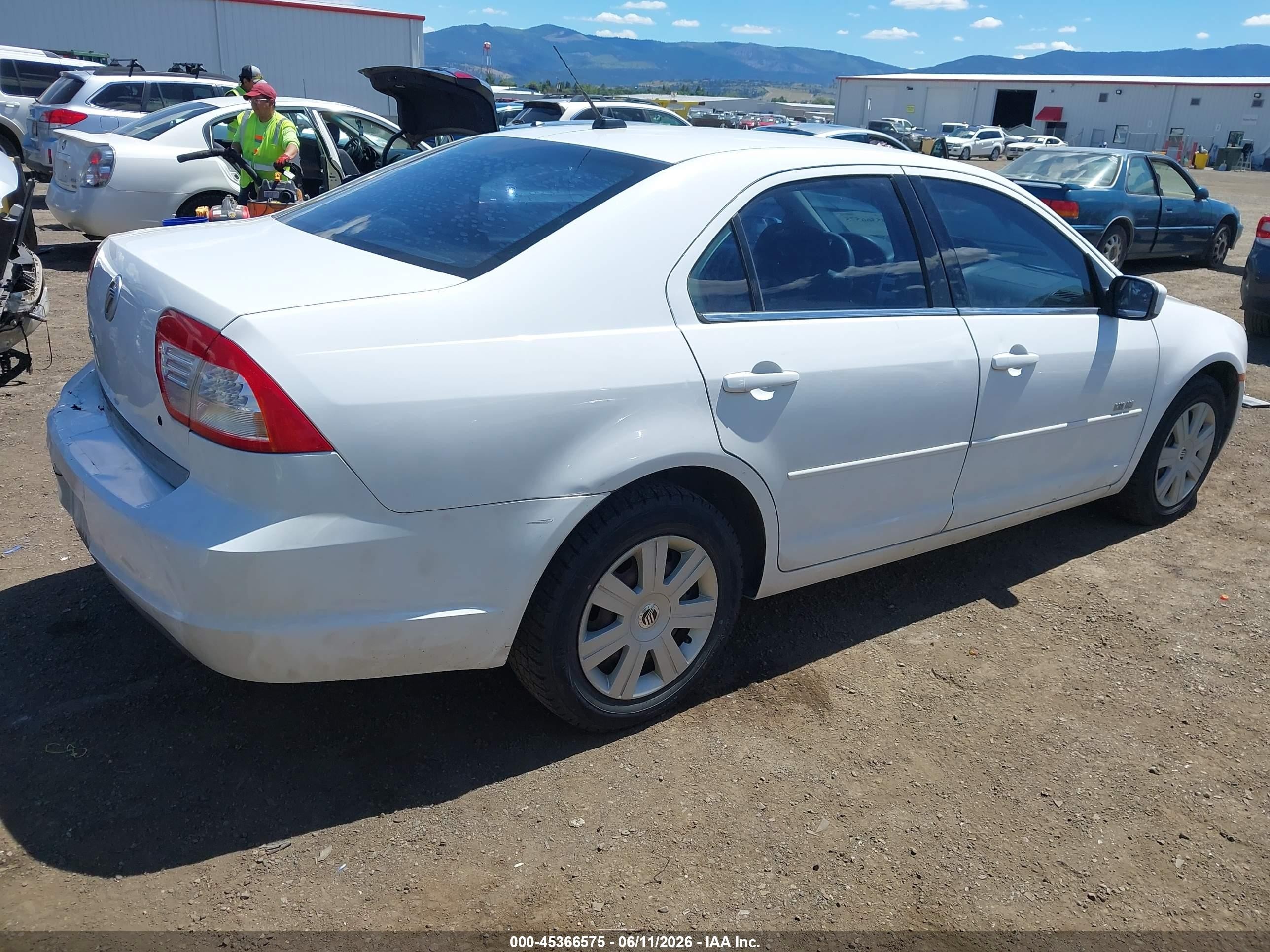 2007 Mercury Milan I4 (100a) White vin: 3MEHM07Z27R628579