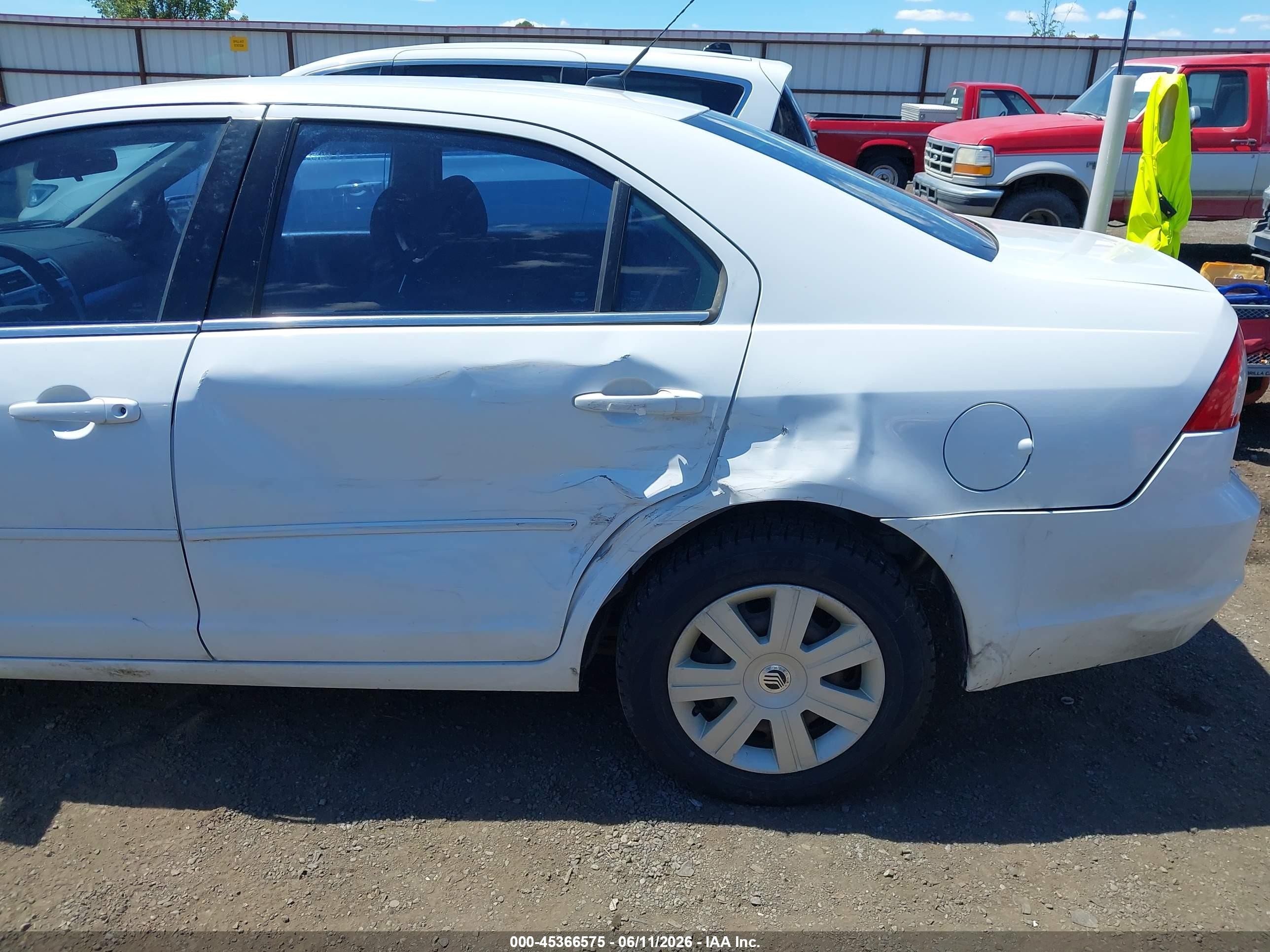 2007 Mercury Milan I4 (100a) White vin: 3MEHM07Z27R628579
