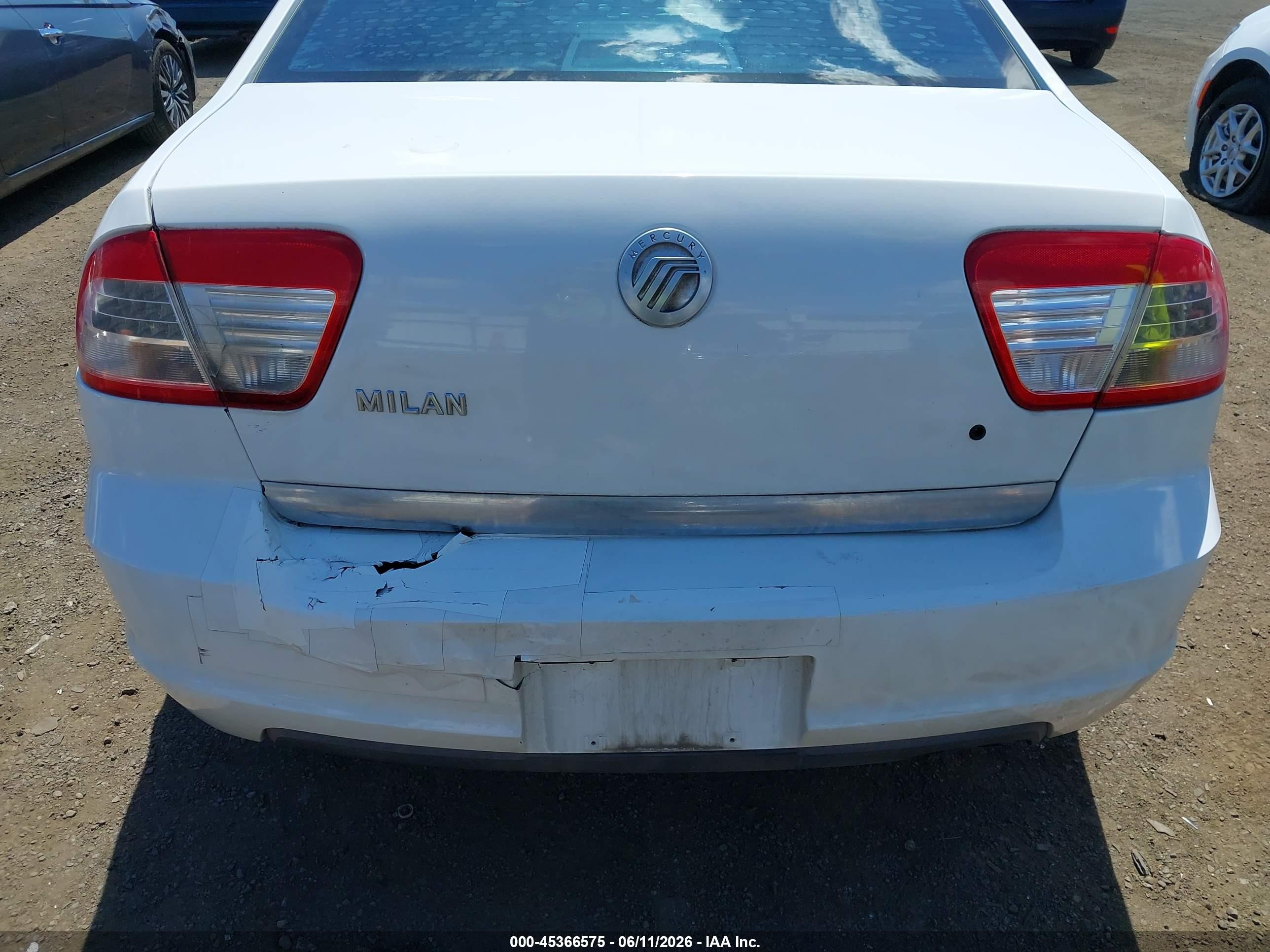 2007 Mercury Milan I4 (100a) White vin: 3MEHM07Z27R628579