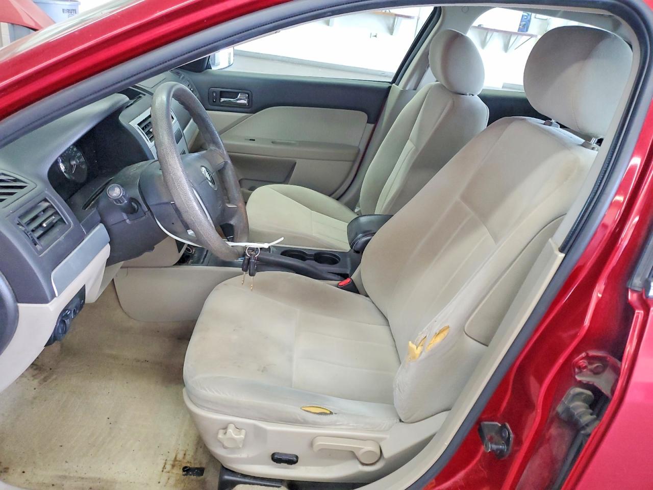 2008 Mercury Milan Red vin: 3MEHM07Z38R608990