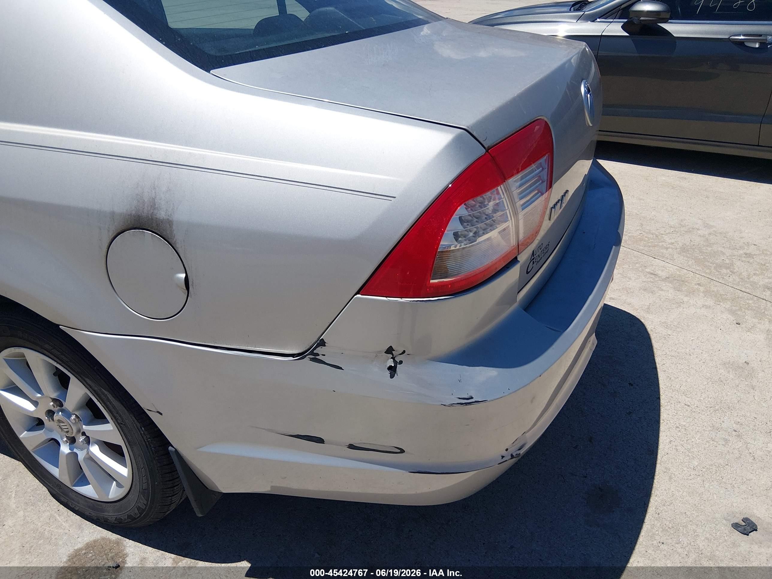 2008 Mercury Milan I4 Gray vin: 3MEHM07Z58R663800