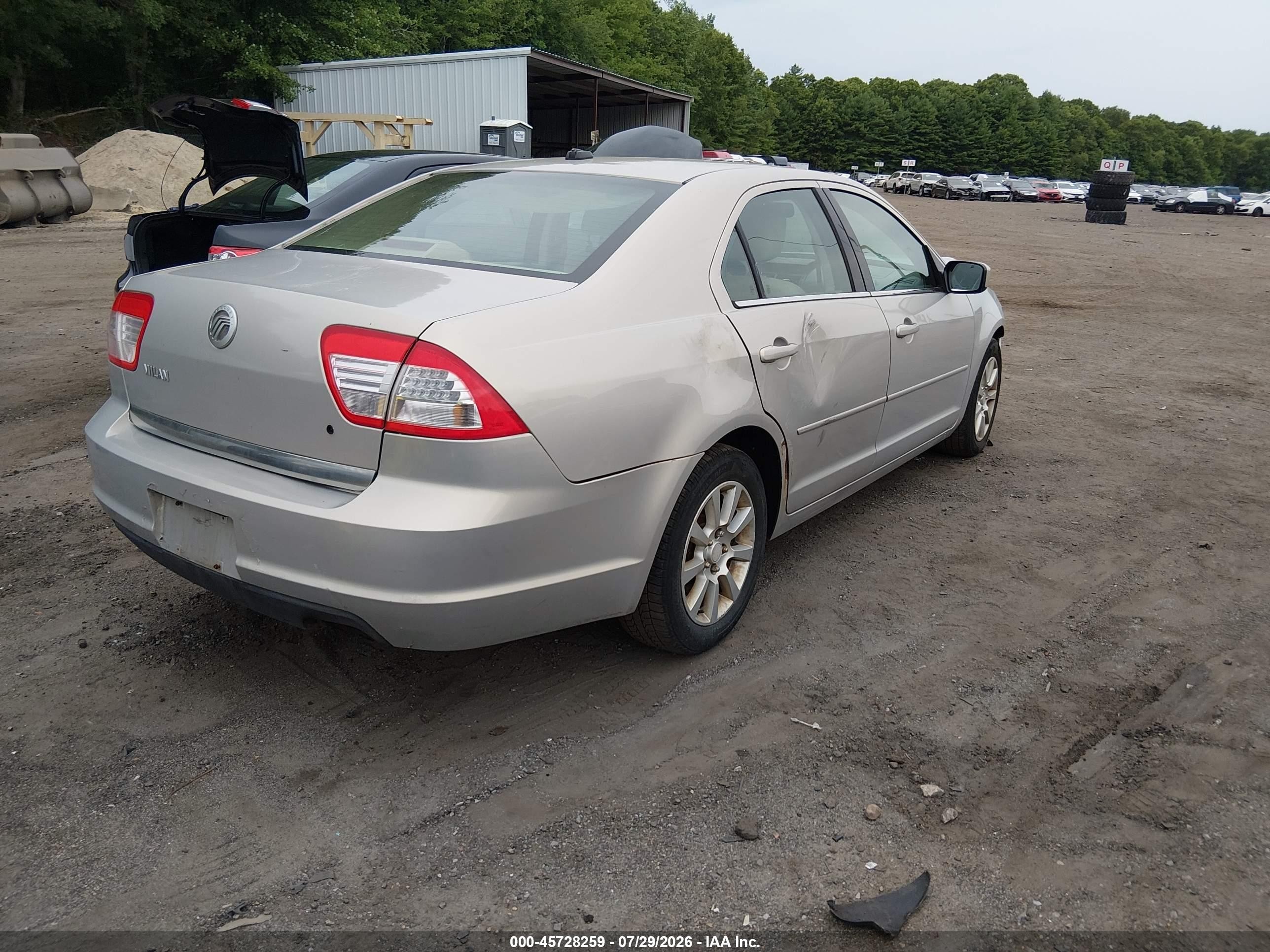 2009 Mercury Milan I4 Silver vin: 3MEHM07Z59R623928