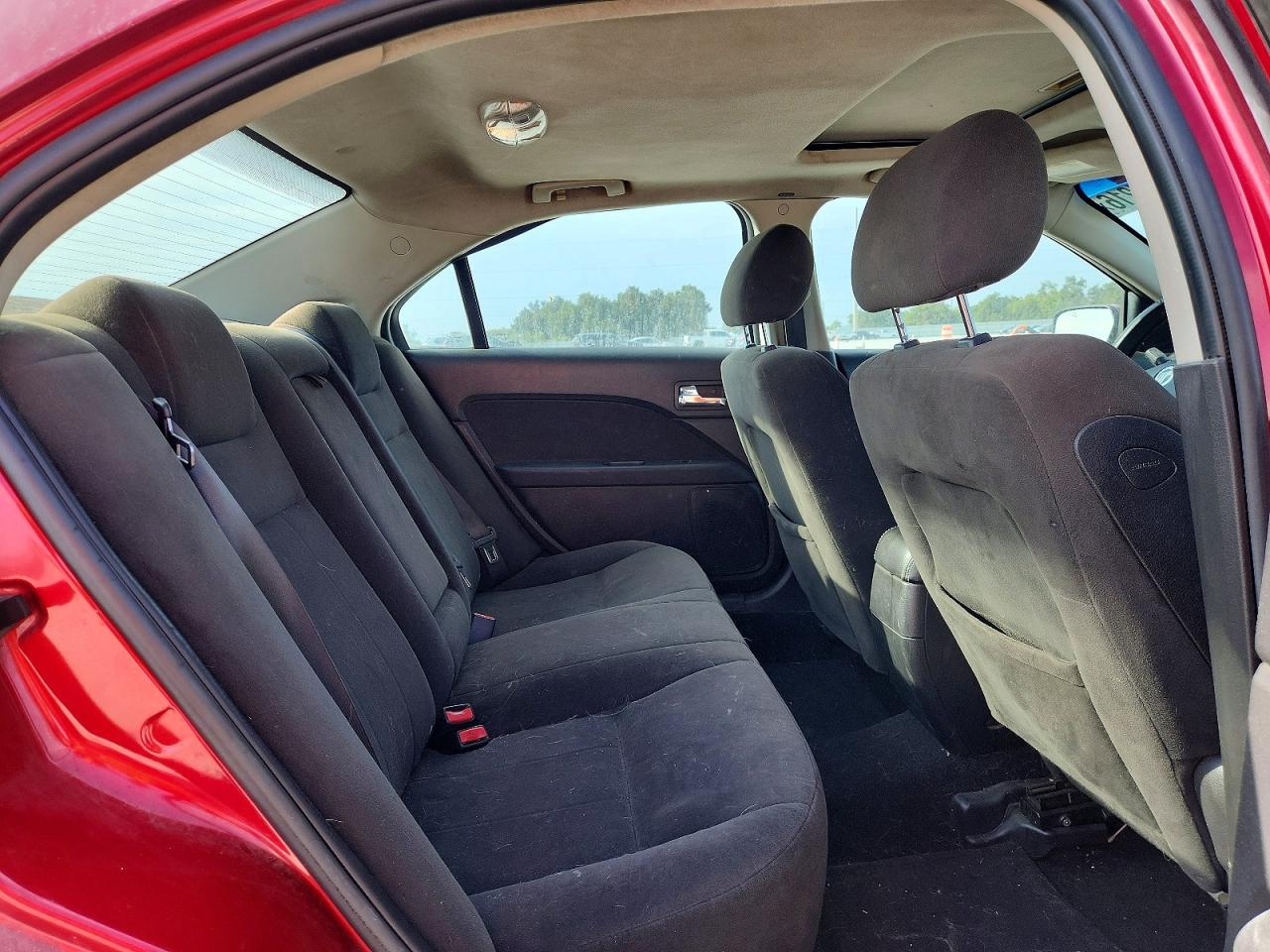 2008 Mercury Milan Maroon vin: 3MEHM07Z88R619662