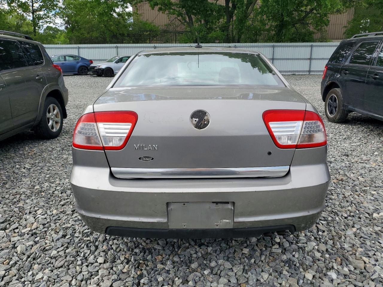 2009 Mercury Milan Gray vin: 3MEHM07Z99R603827